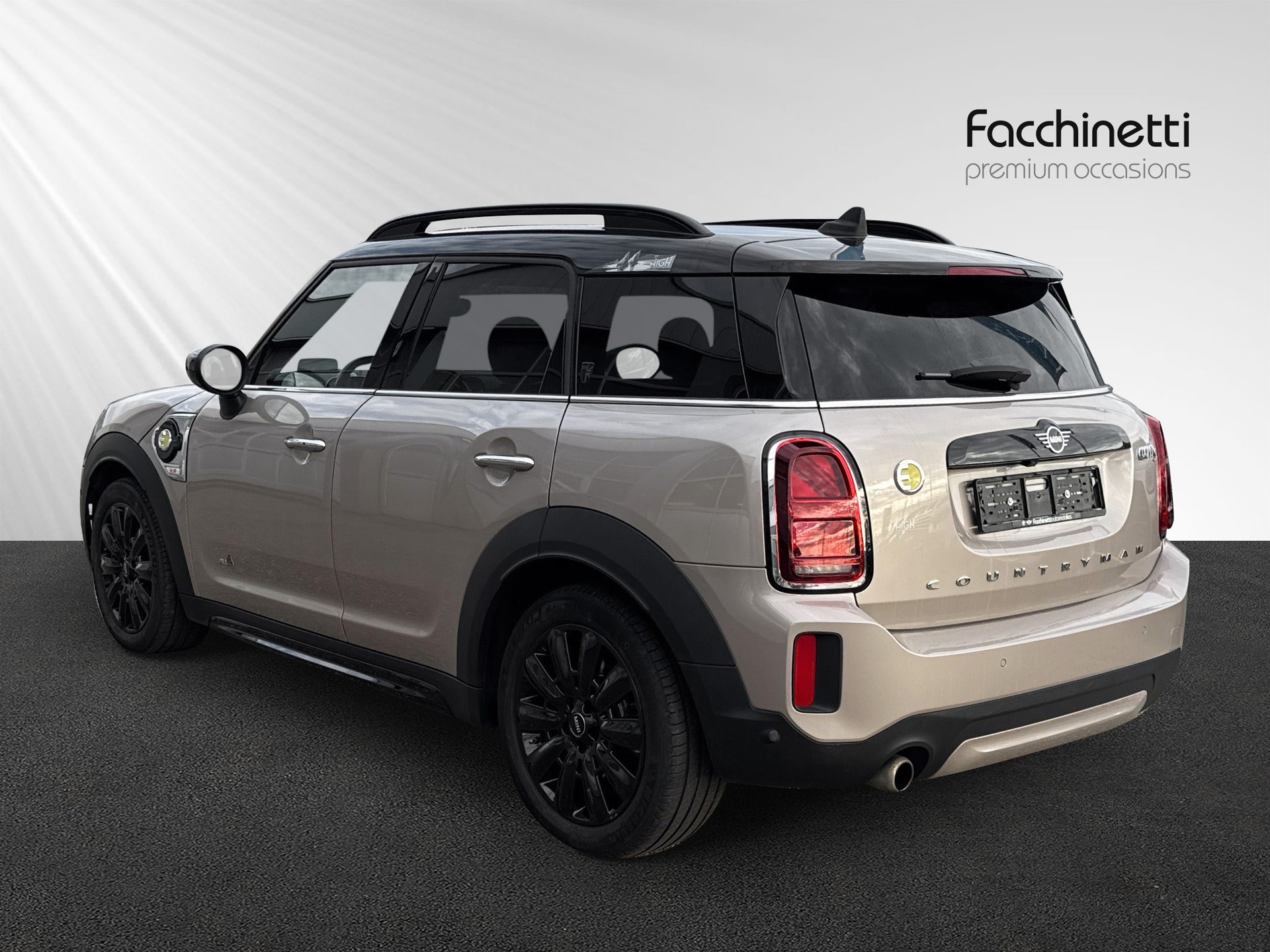 MINI Countryman Cooper SE ALL4 PHEV Steptronic-image-2