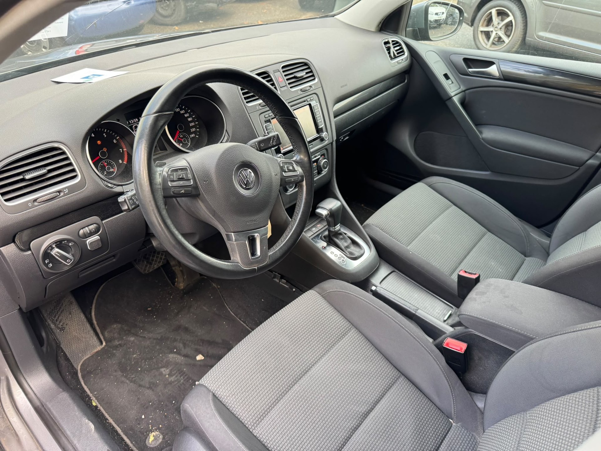 VW Golf 1.4 TSI Comfortline DSG-image-6