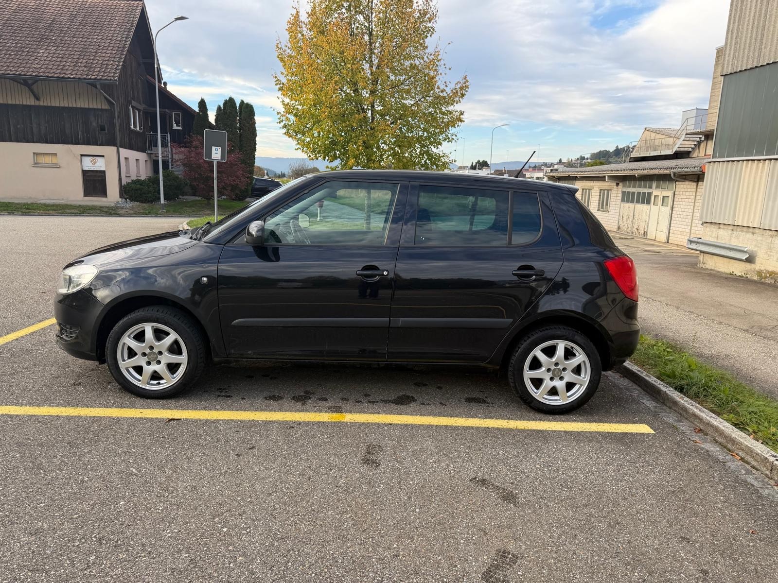 SKODA Fabia 1.2 Ambition-image-3