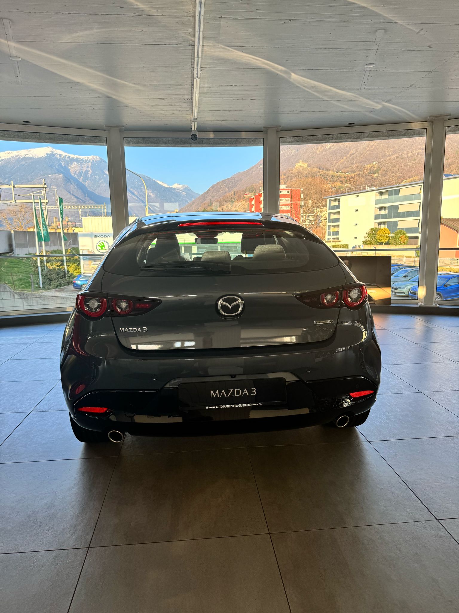 MAZDA 3 Hatchback SKYACTIV-G M Hybrid 122 Prime Line Automat-image-4
