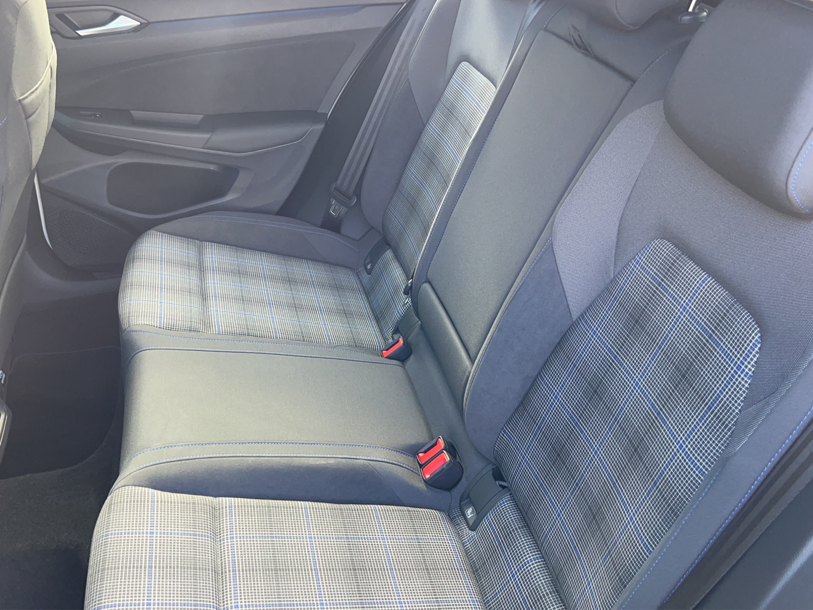 VW Golf 1.4 TSI PHEV GTE-image-10