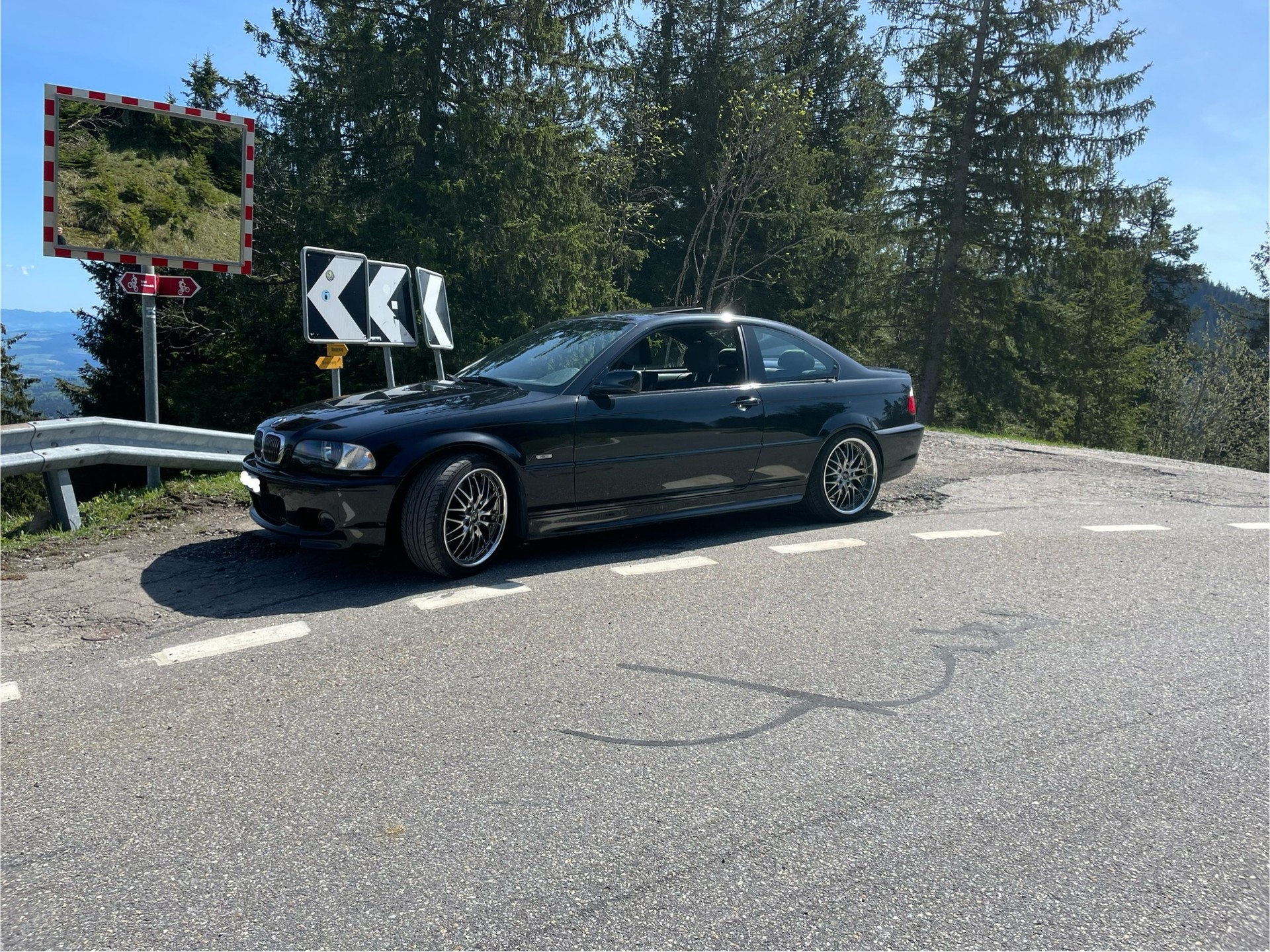 BMW 330Ci Coupé-image-0