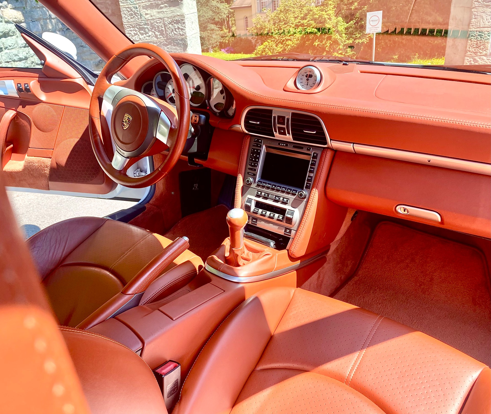 PORSCHE 911 Carrera S-image-5