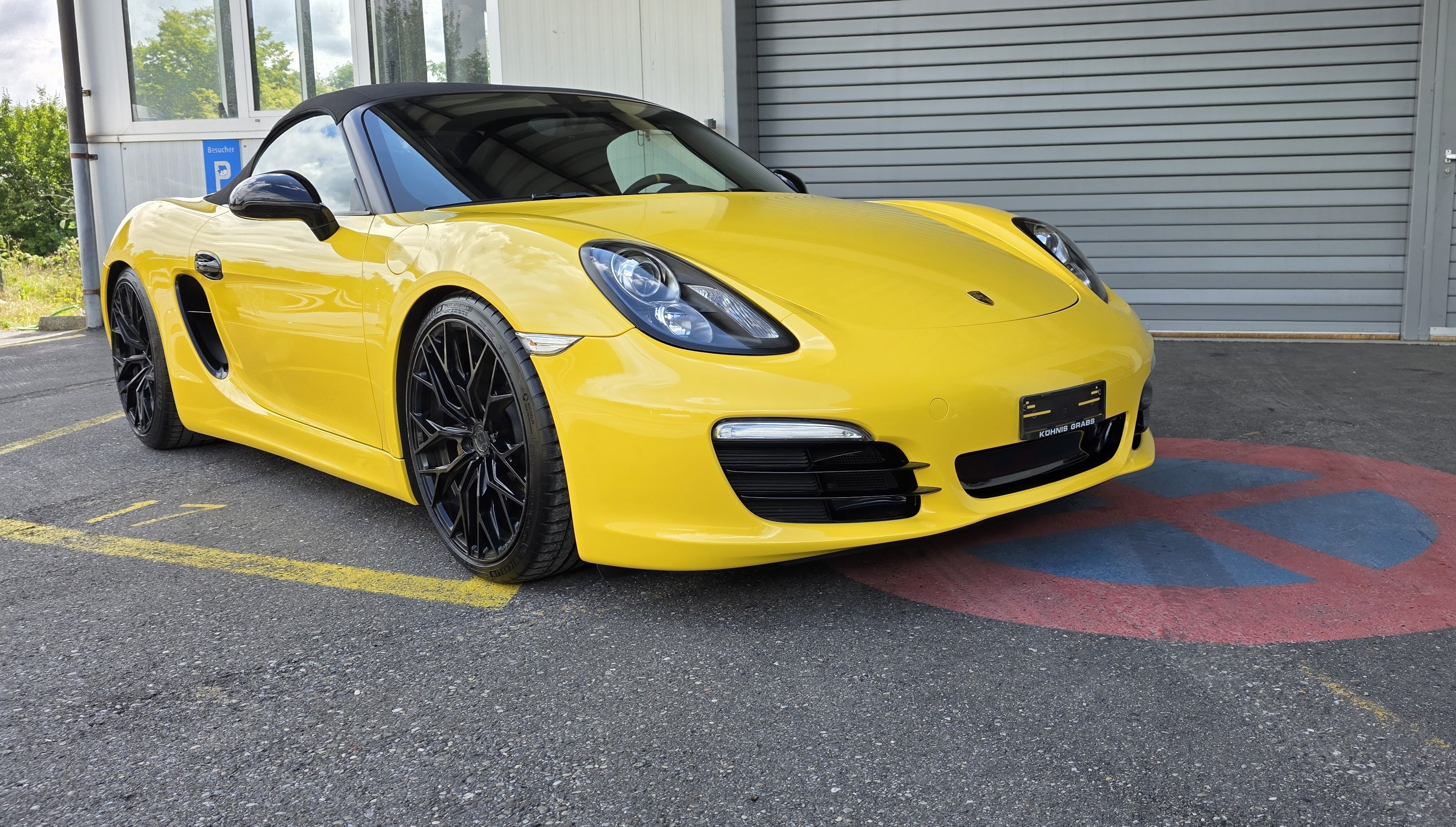 Car photo