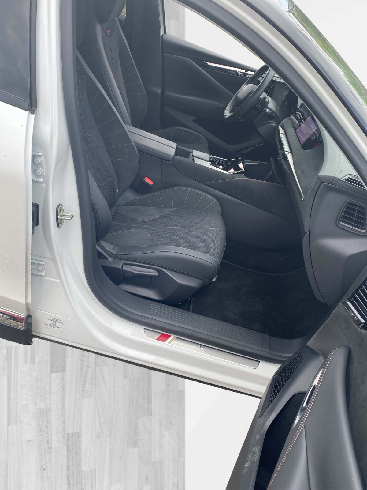 DS AUTOMOBILES DS4 1.6 E-Tense Performance Li Limousine-image-13