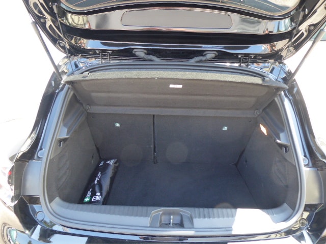 RENAULT Clio 1.6 E-Tech Techno-image-10