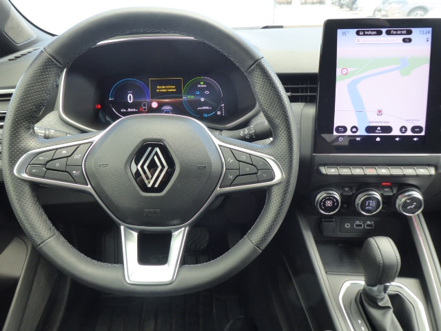 RENAULT Clio 1.6 E-Tech Techno-image-7