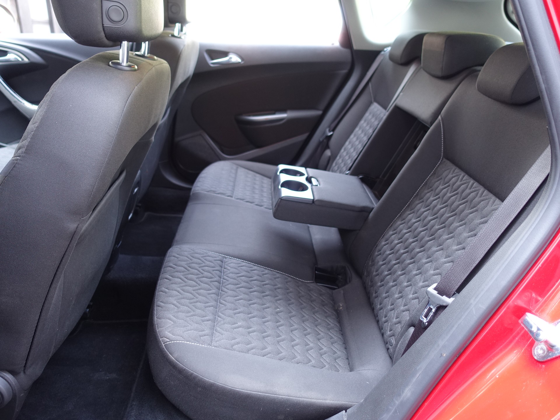 OPEL Astra 1.6i 16V Turbo Sport-image-14
