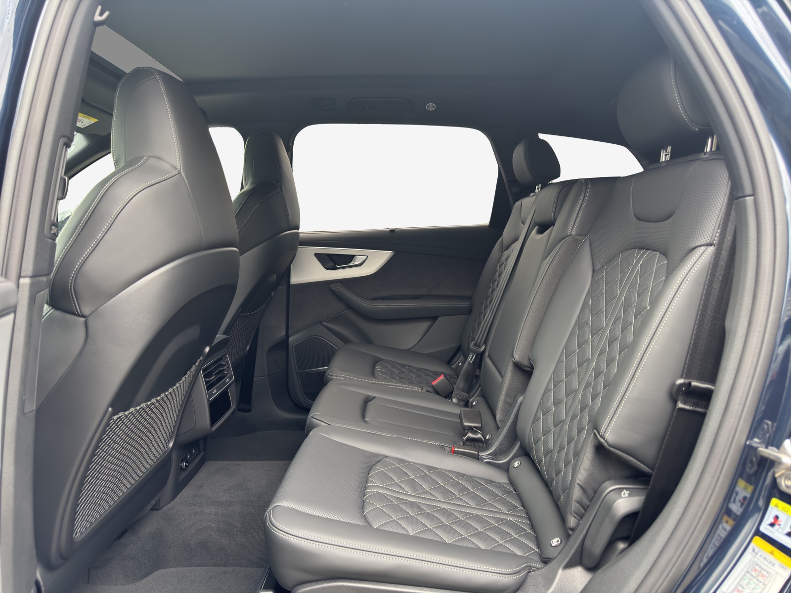 AUDI Q7 SUV TDI quattro 210 kW S Line tiptronic-image-11