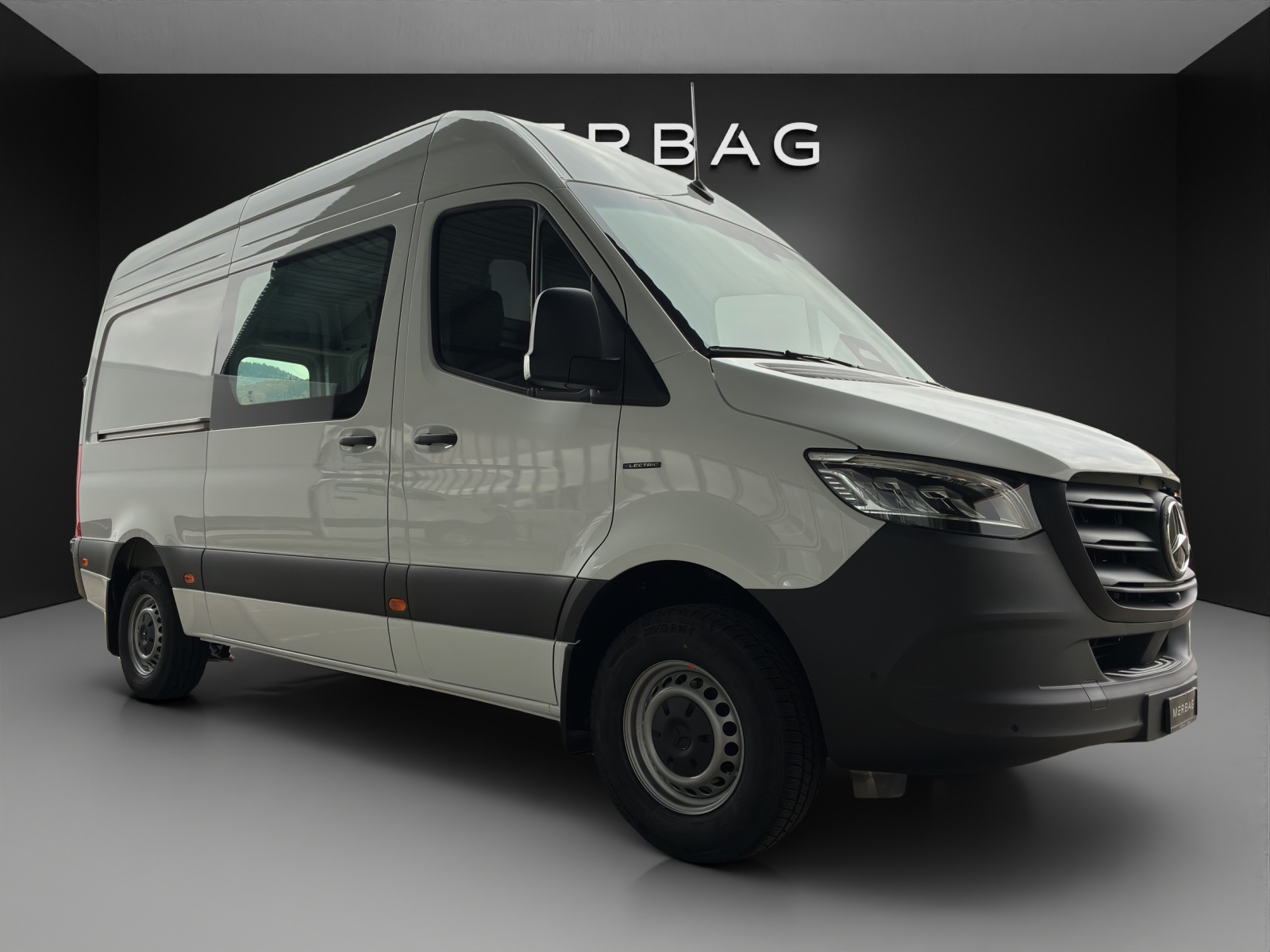 MERCEDES-BENZ eSprinter 320 PRO KA 3665mm S WORKER-image-6