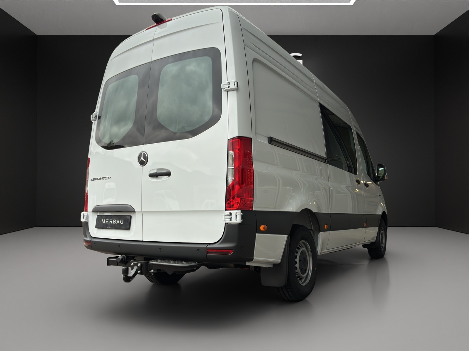 MERCEDES-BENZ eSprinter 320 PRO KA 3665mm S WORKER-image-5