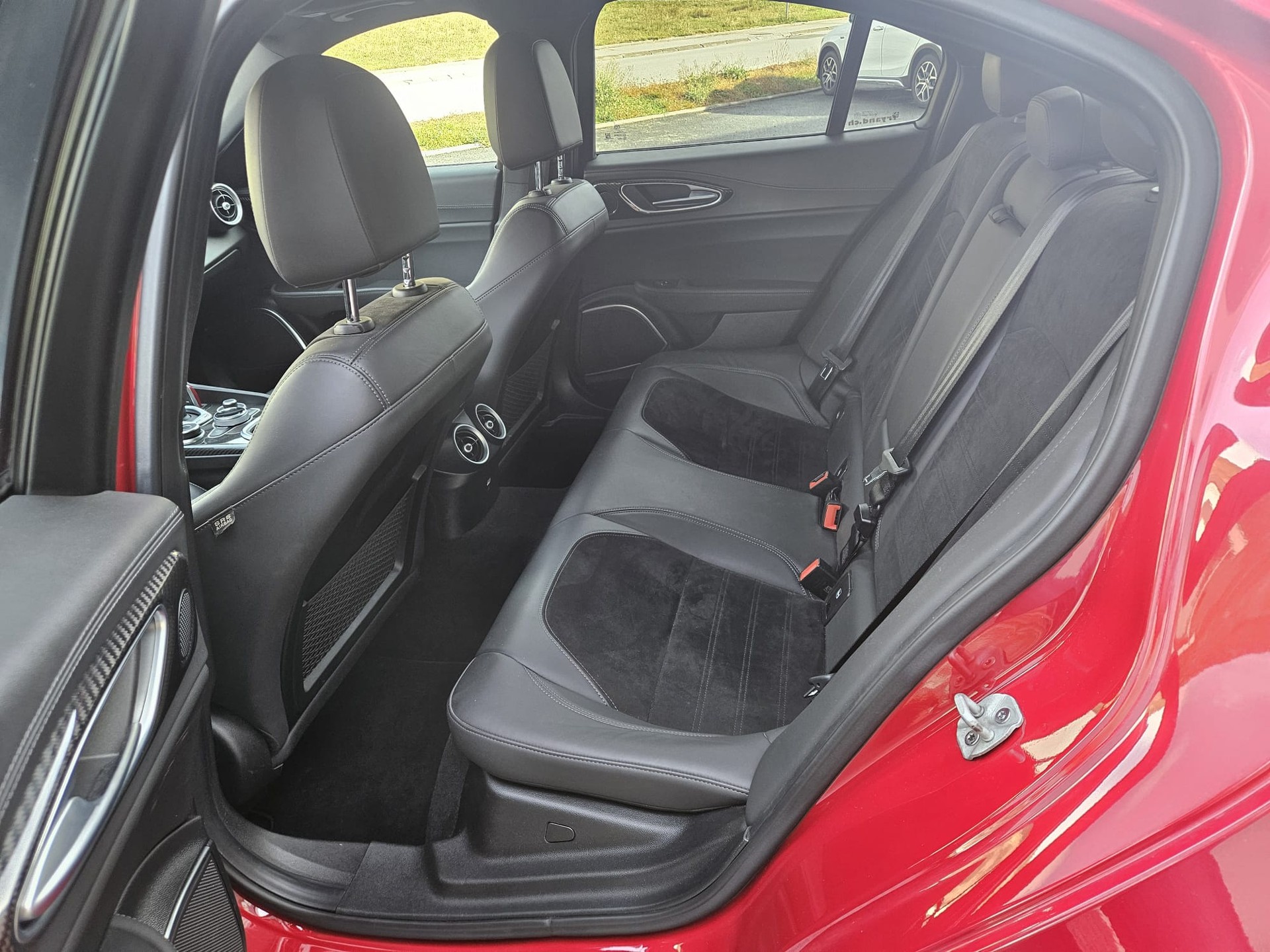 ALFA ROMEO Giulia 2.0 Veloce TI Q4 Automatic-image-7