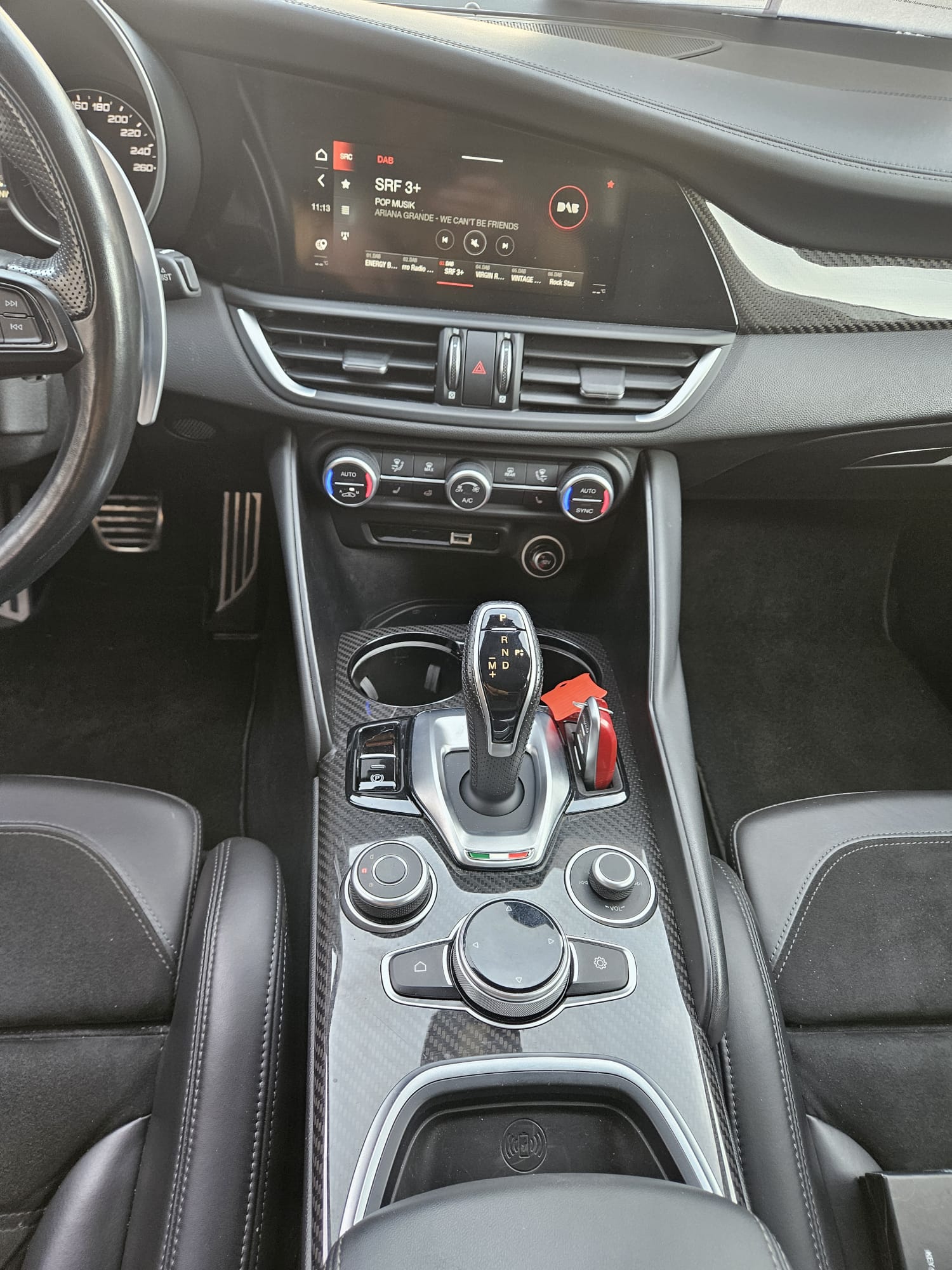 ALFA ROMEO Giulia 2.0 Veloce TI Q4 Automatic-image-11