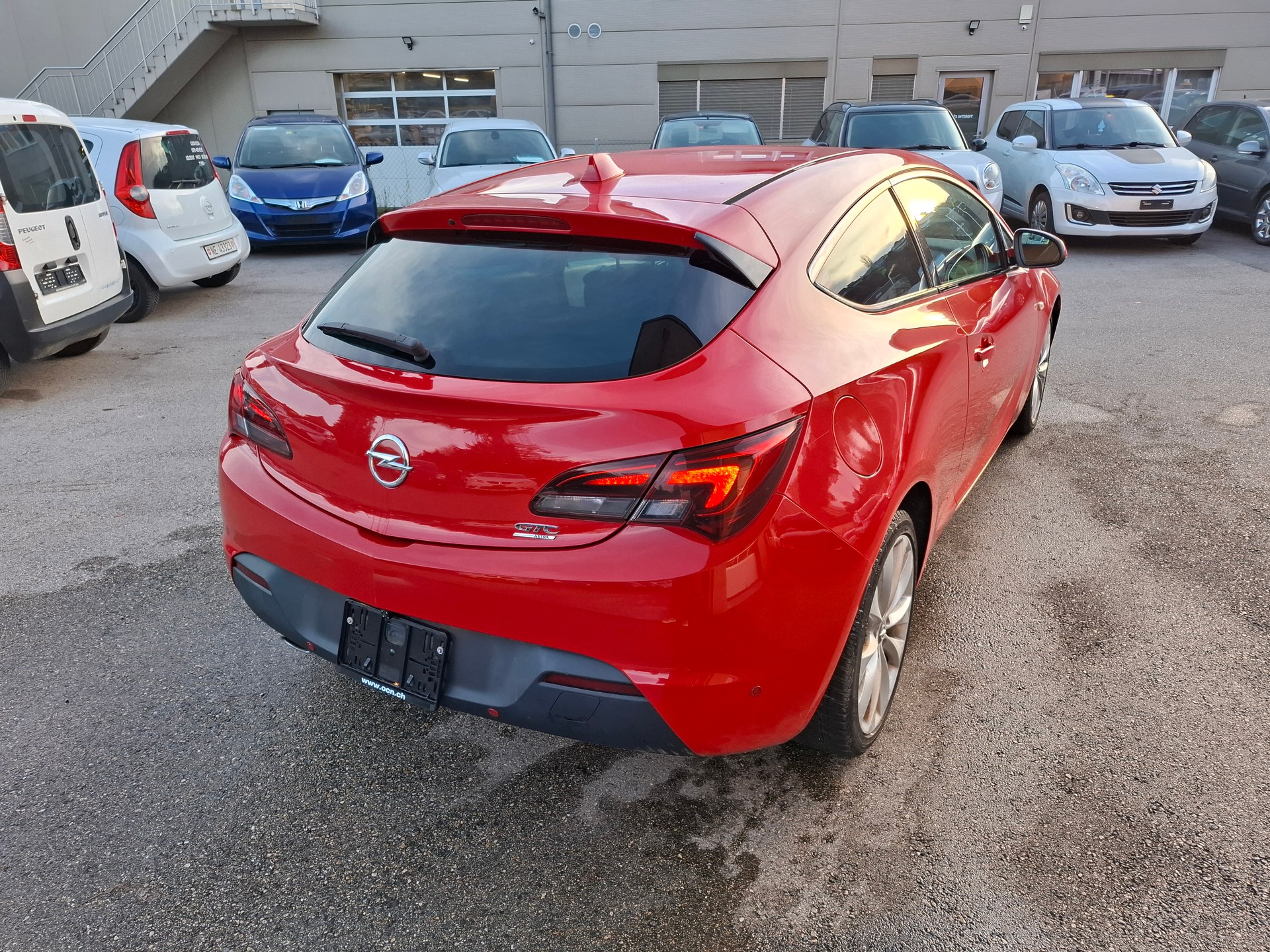 OPEL Astra GTC 1.6i 16V Sport-image-1