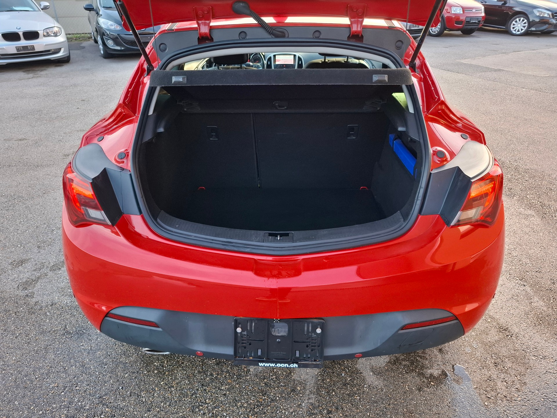 OPEL Astra GTC 1.6i 16V Sport-image-12