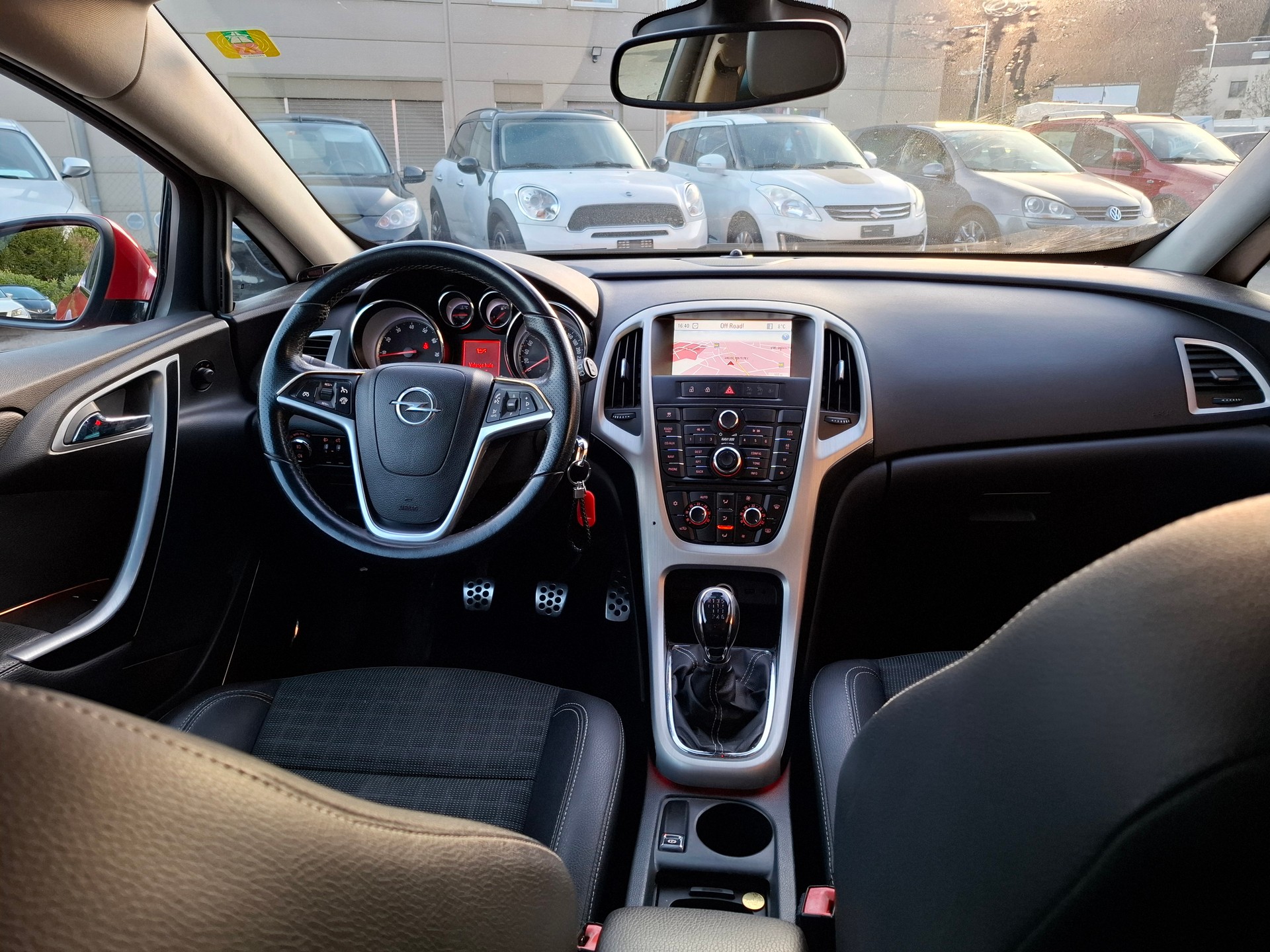 OPEL Astra GTC 1.6i 16V Sport-image-9