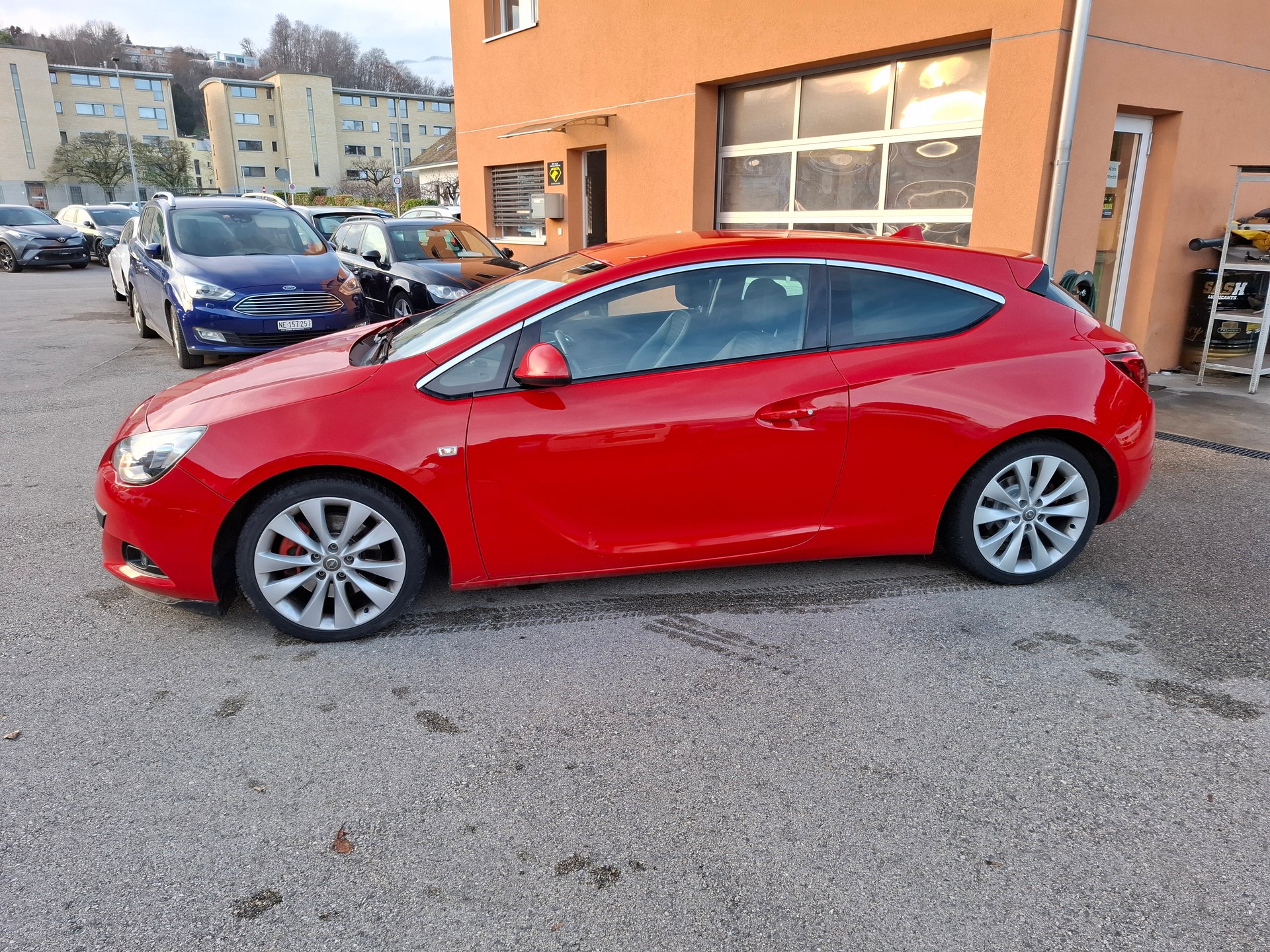 OPEL Astra GTC 1.6i 16V Sport-image-4