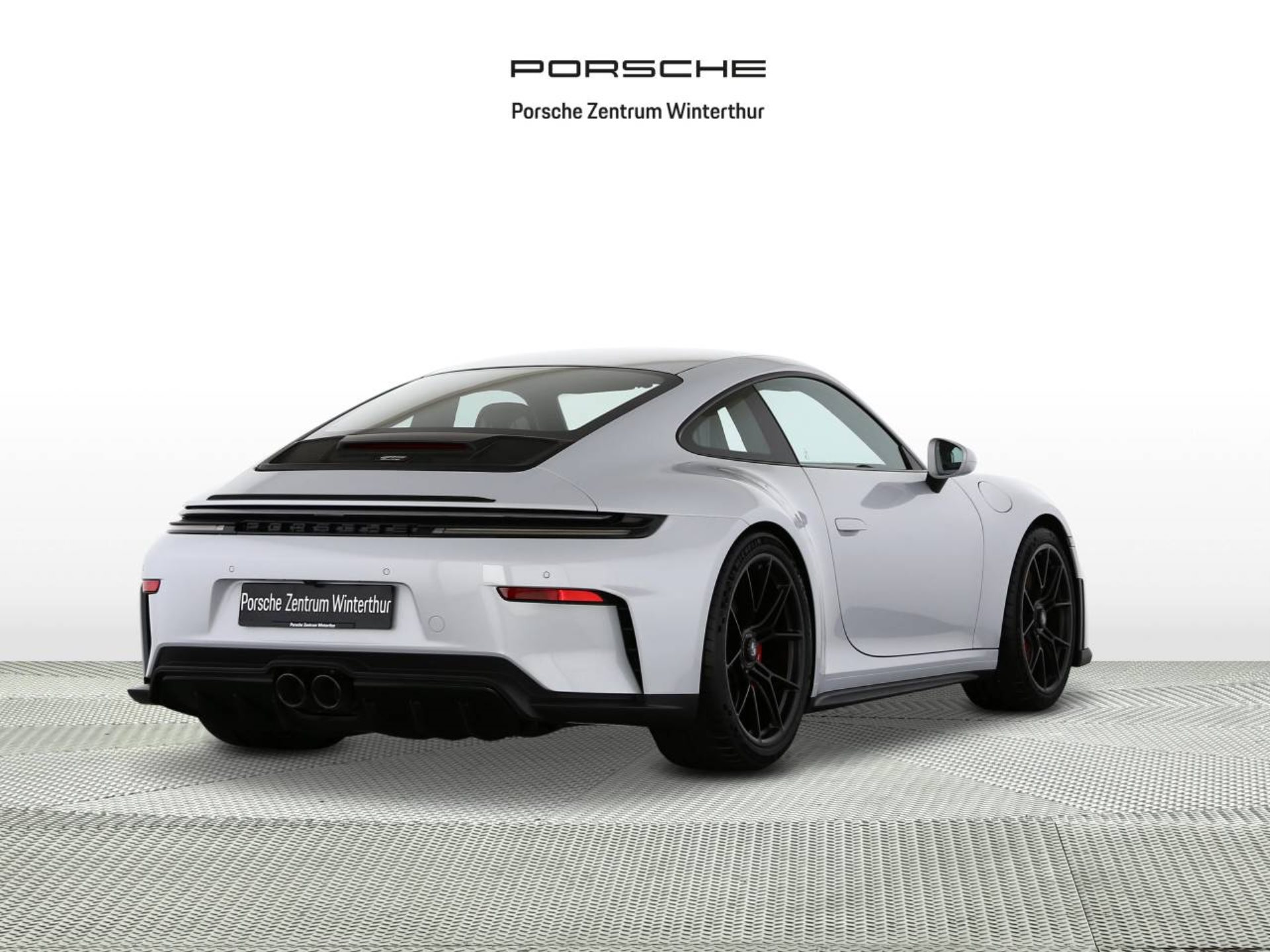 PORSCHE 911 GT3 mit Touring-Paket-image-2