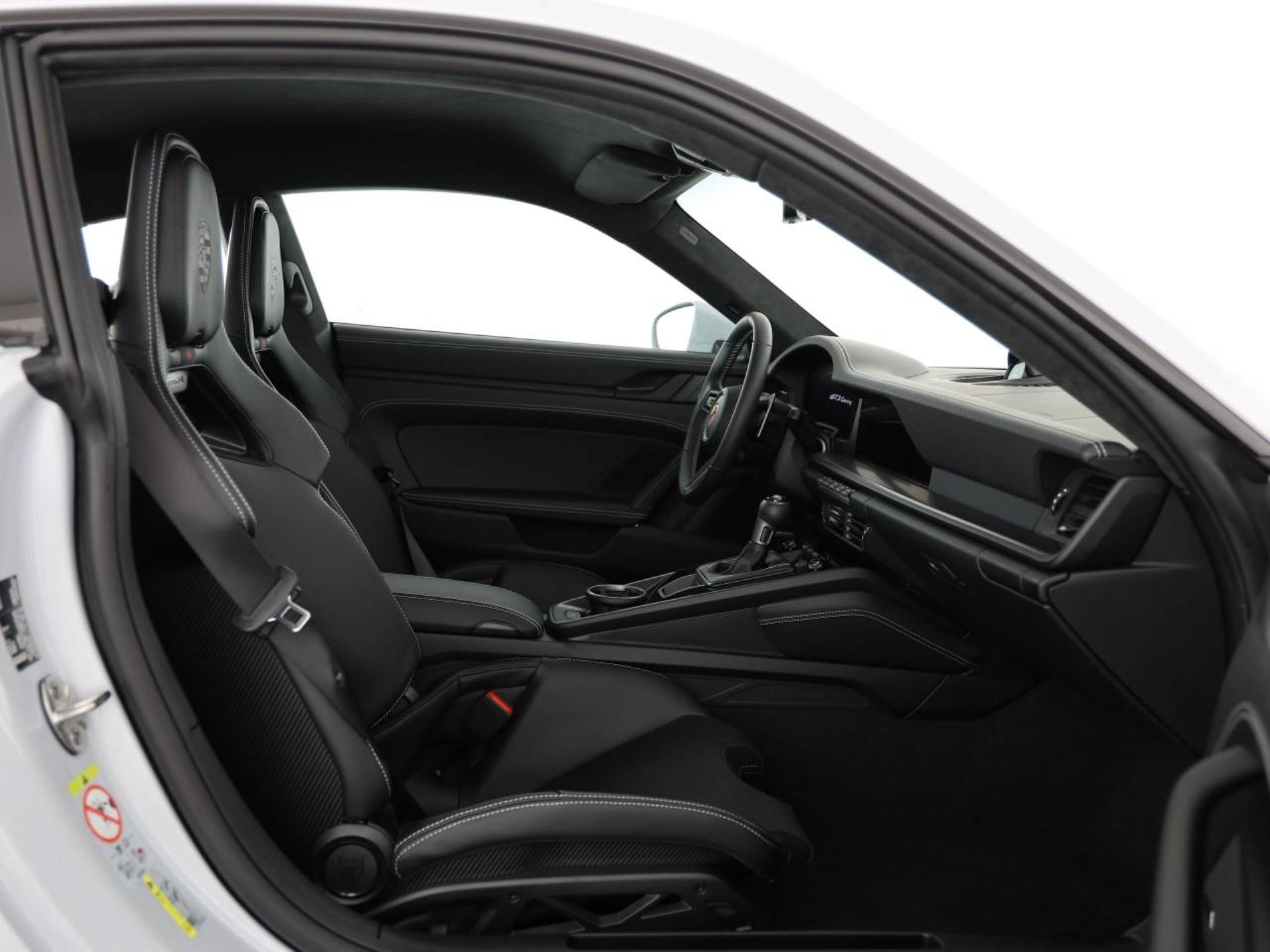 PORSCHE 911 GT3 mit Touring-Paket-image-15