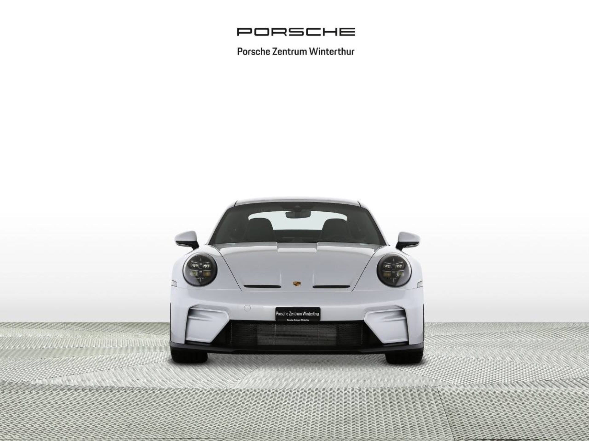 PORSCHE 911 GT3 mit Touring-Paket-image-5