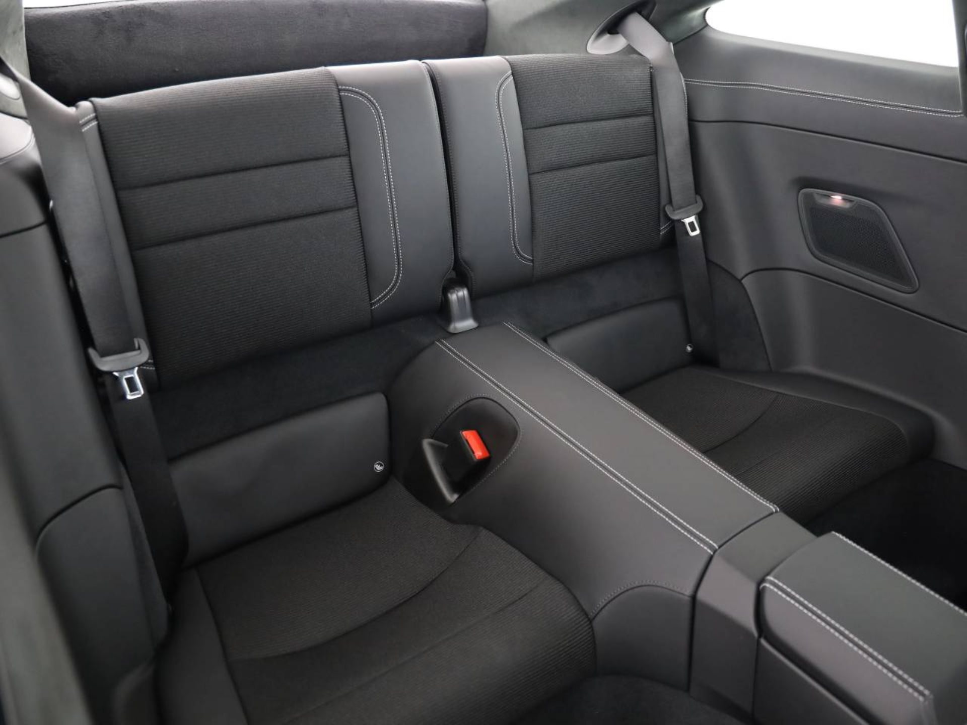 PORSCHE 911 GT3 mit Touring-Paket-image-19