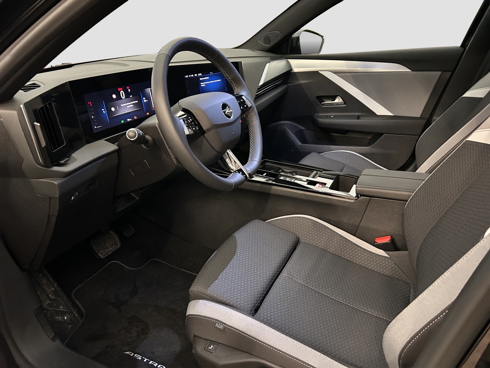 OPEL Astra 1.2i Turbo Edition A - Navi - Rückfahrkamera-image-5
