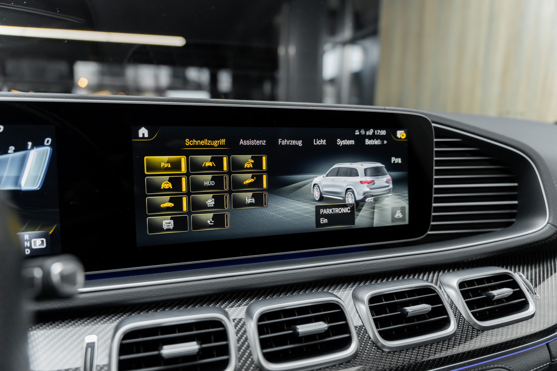 MERCEDES-BENZ GLS 63 4Matic+ TCT 9G-image-12
