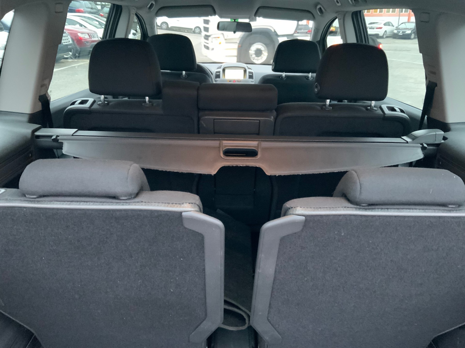OPEL Zafira 1.8i 16V Cosmo-image-11