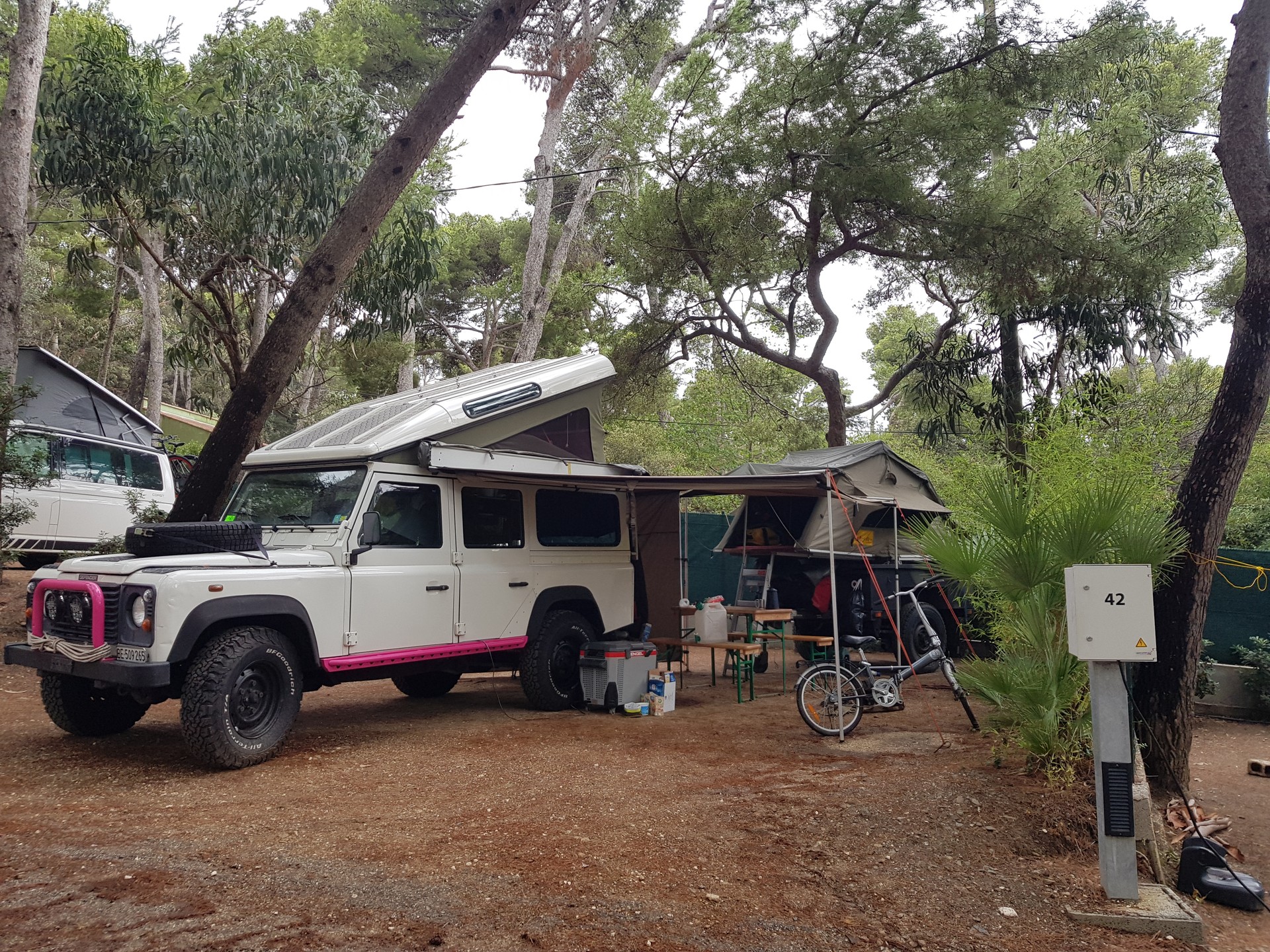 LAND ROVER Defender 110 CSW 2.5 Td5-image-3