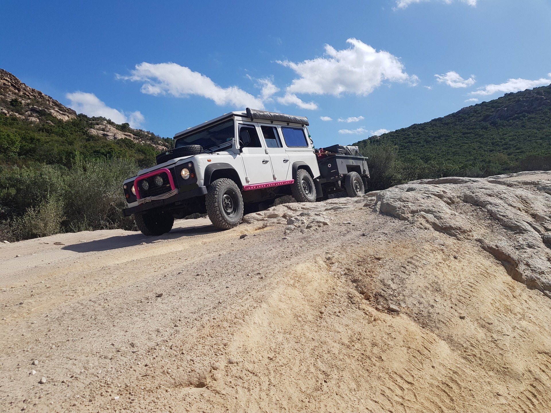 LAND ROVER Defender 110 CSW 2.5 Td5-image-0