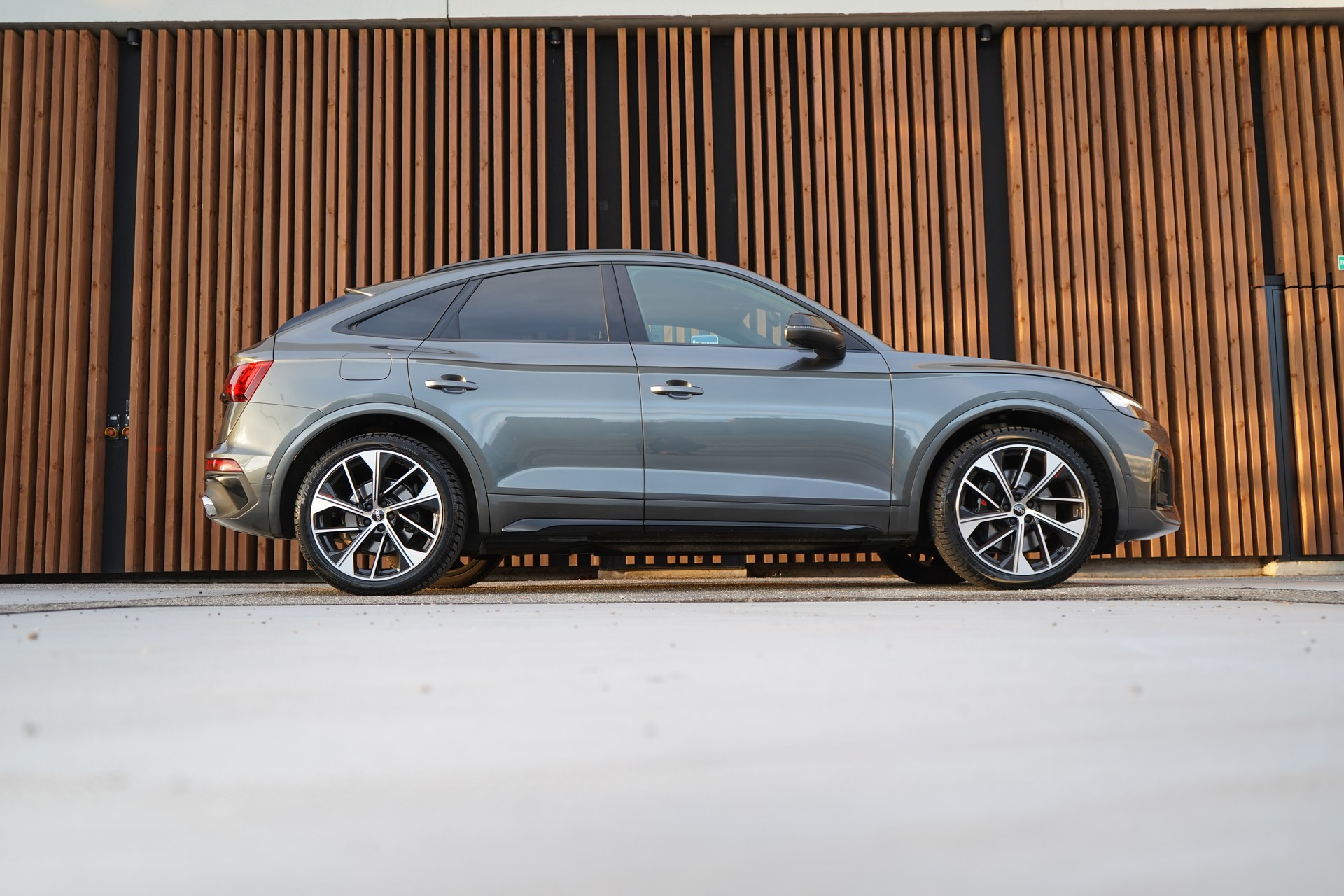 AUDI SQ5 SPORTBACK TDI QUATTRO BLACK TIPTRONIC l 342 PS-image-2