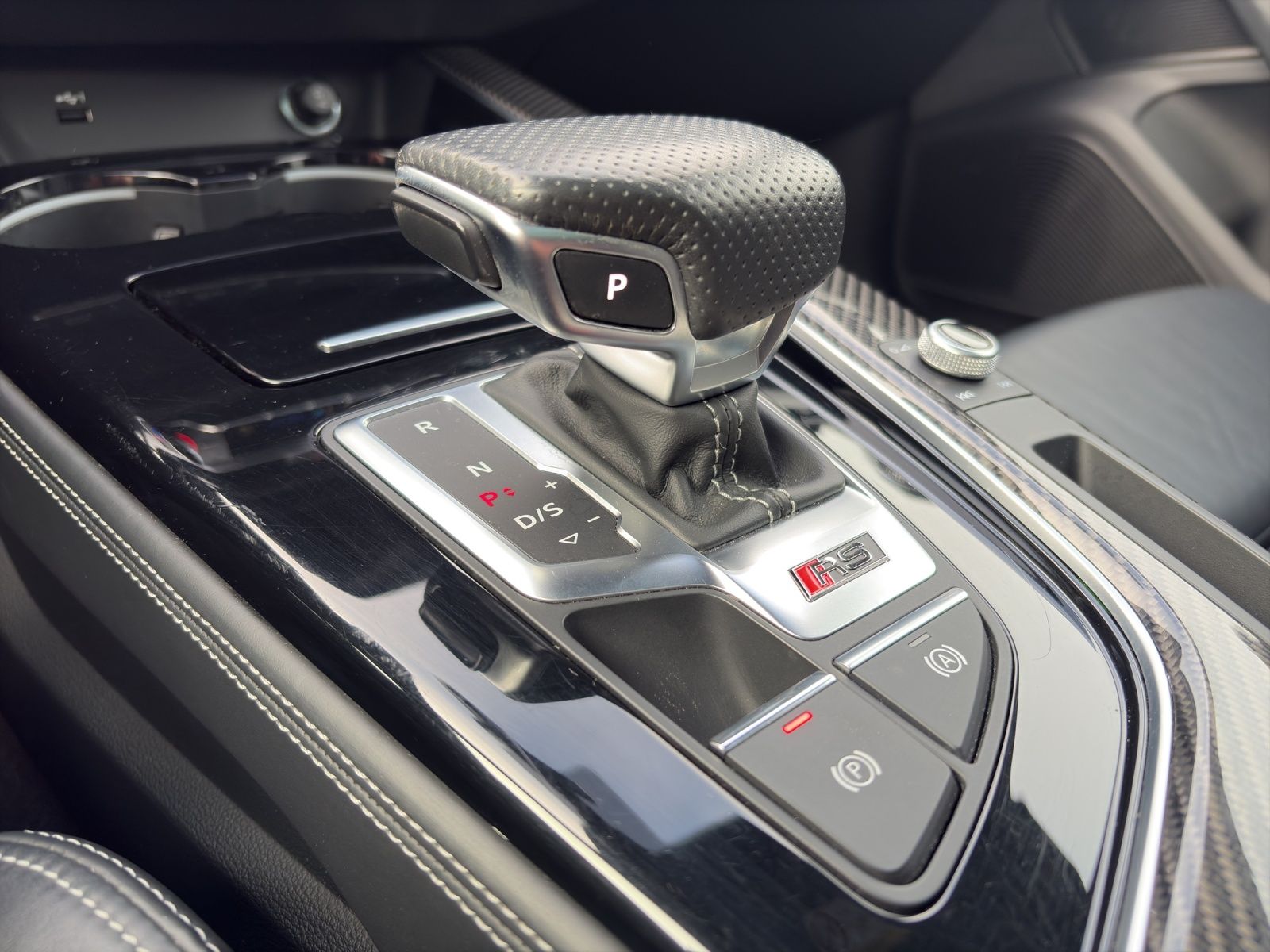 AUDI RS4 Avant quattro tiptronic-image-20