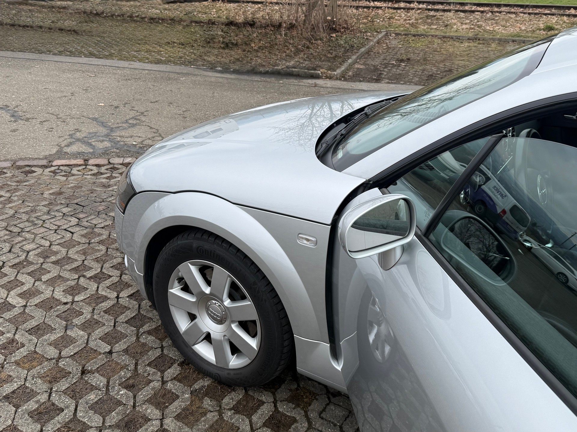 AUDI TT Coupé 1.8 T-image-17