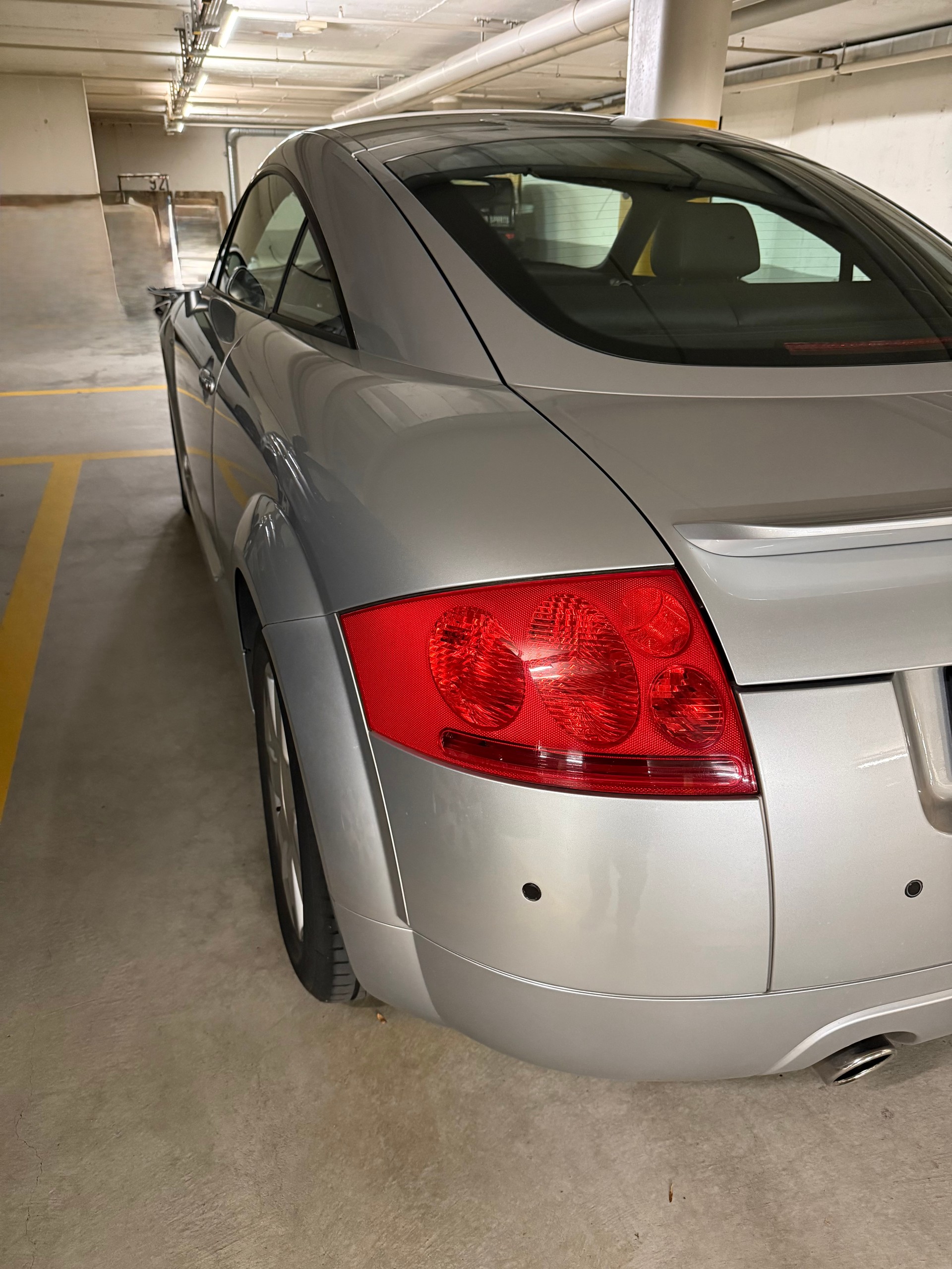 AUDI TT Coupé 1.8 T-image-6