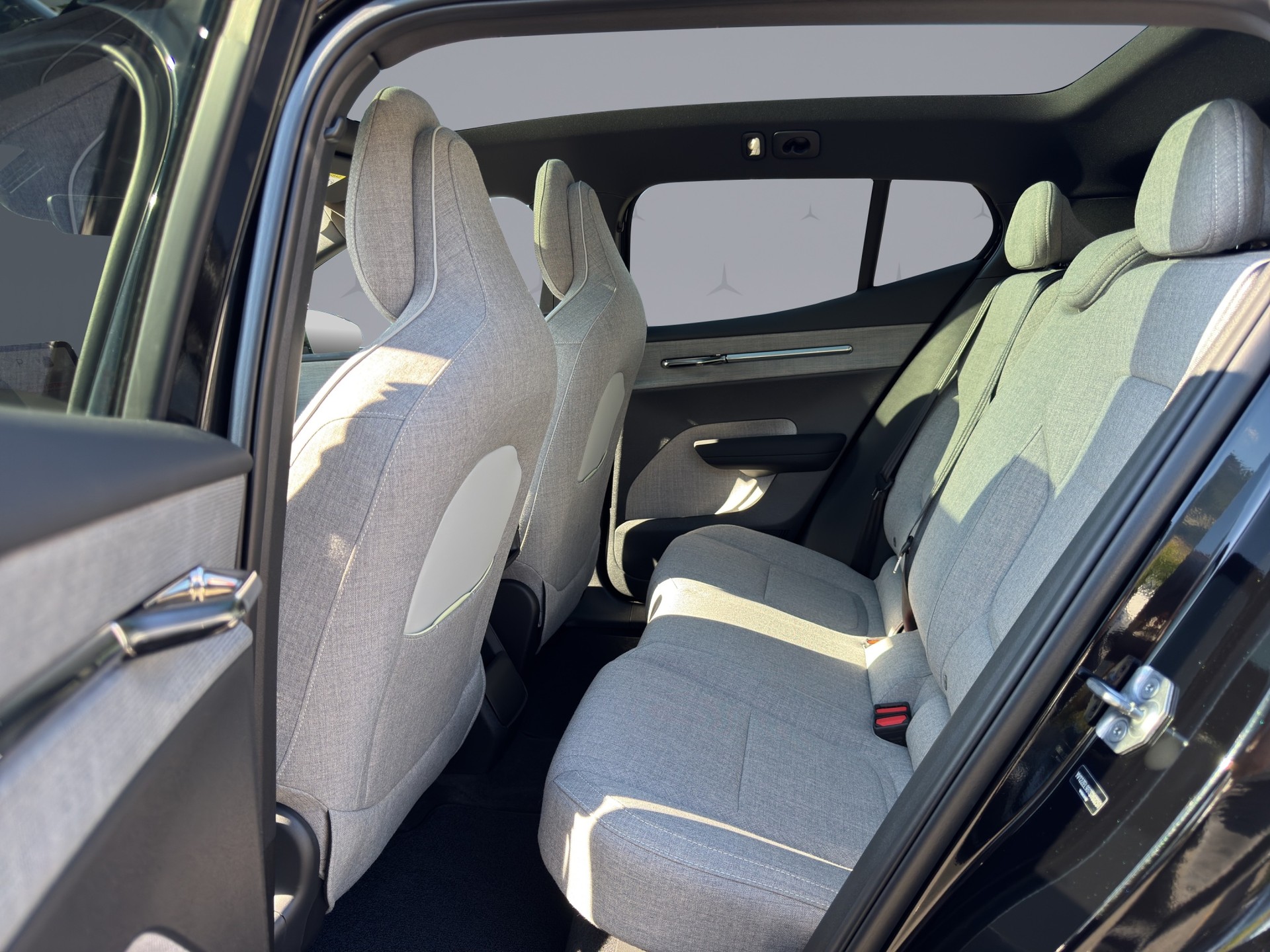 VOLVO EX30 E60 Ultra-image-9