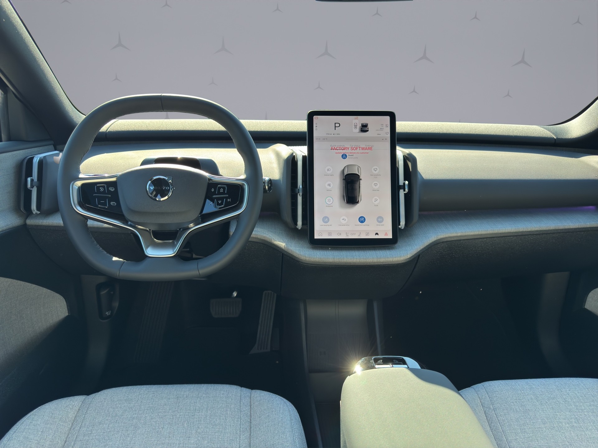VOLVO EX30 E60 Ultra-image-12