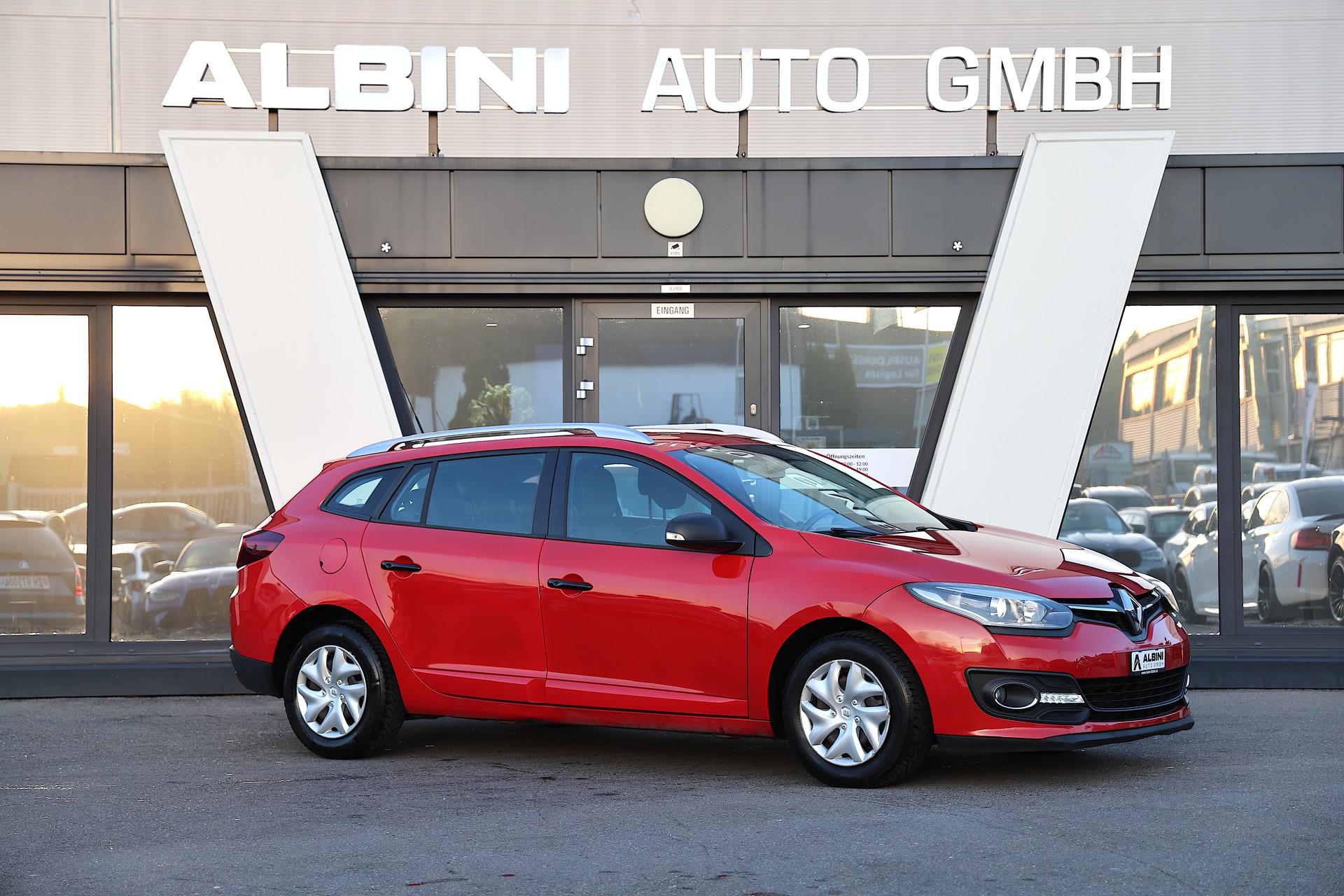 RENAULT Mégane Grandtour 1.5 dCi Expression-showroom-element-1