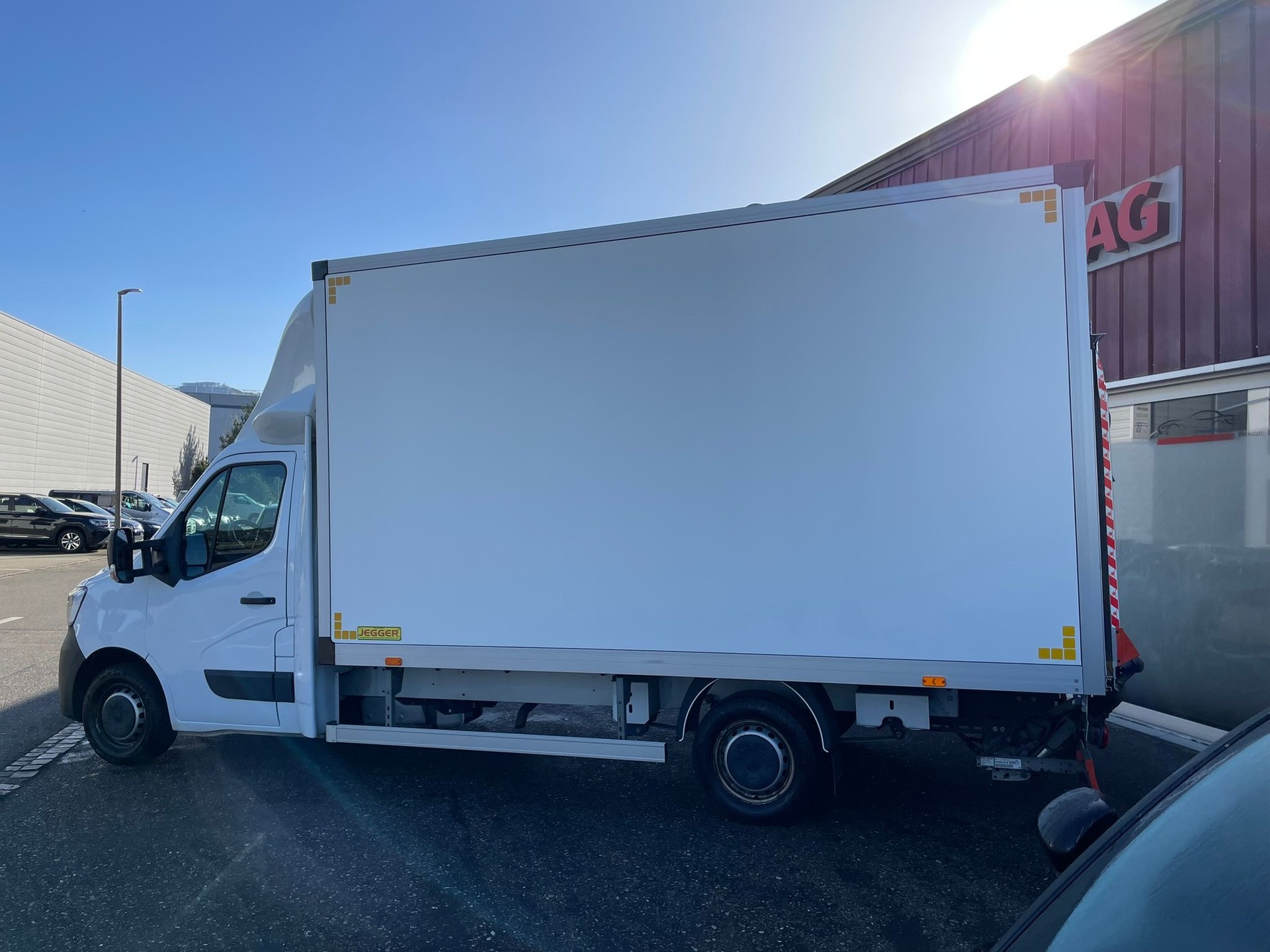 RENAULT Master P35 2.3 Blue dCi 145 L3H1 Pro+-showroom-element-2