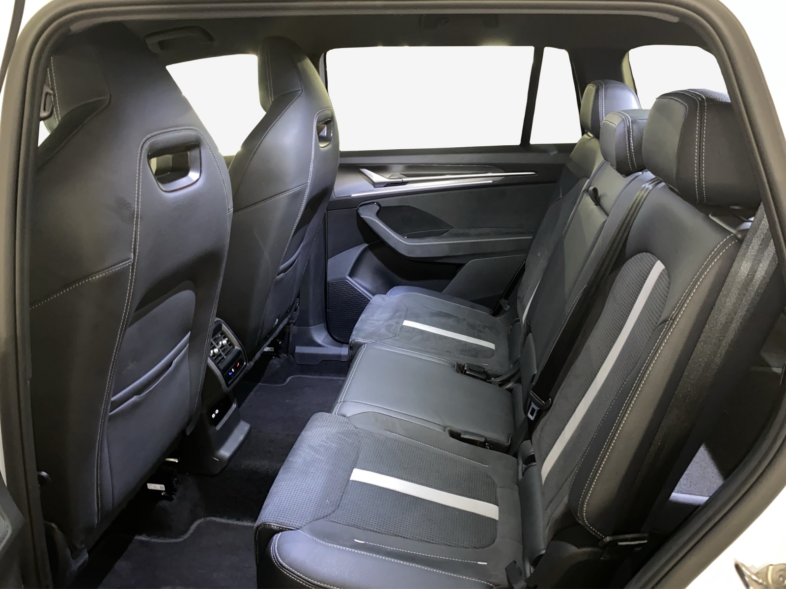 SKODA Kodiaq 2.0 TDI Sportline 4x4-image-11