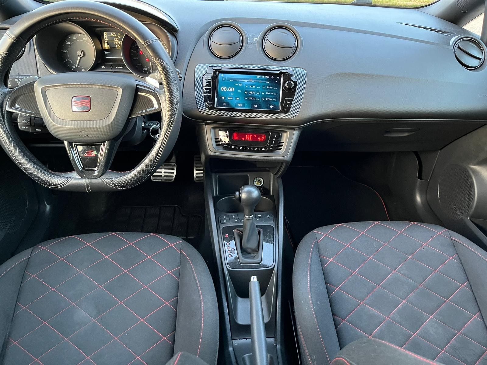 SEAT Ibiza SC 1.4 TSI Cupra R210 Swiss Racing DSG-image-13