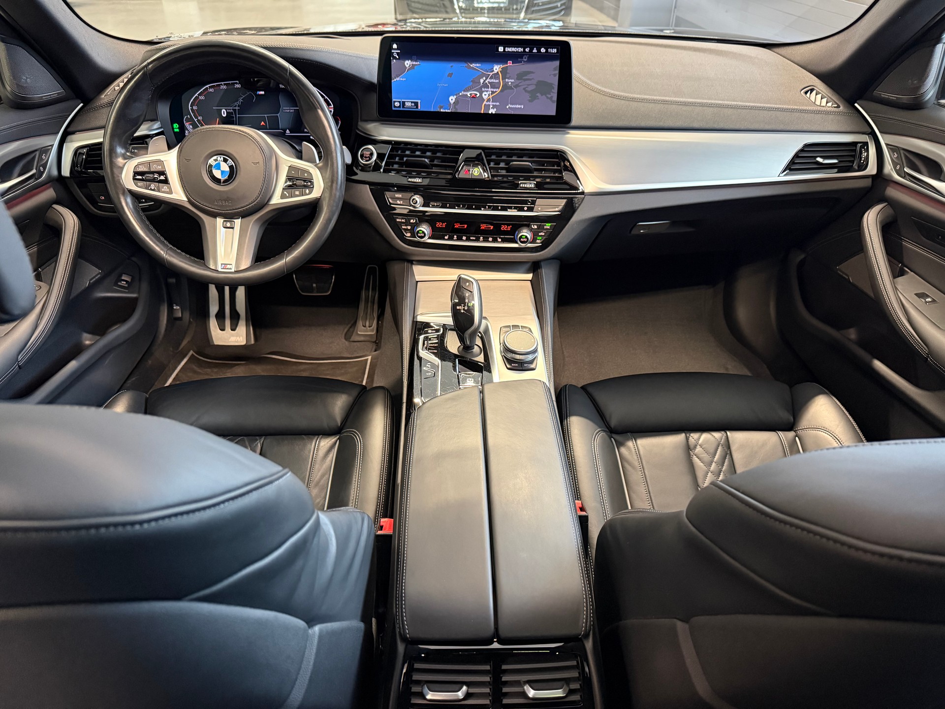 BMW 540d xDrive 48V Touring M Sport Steptronic-image-20