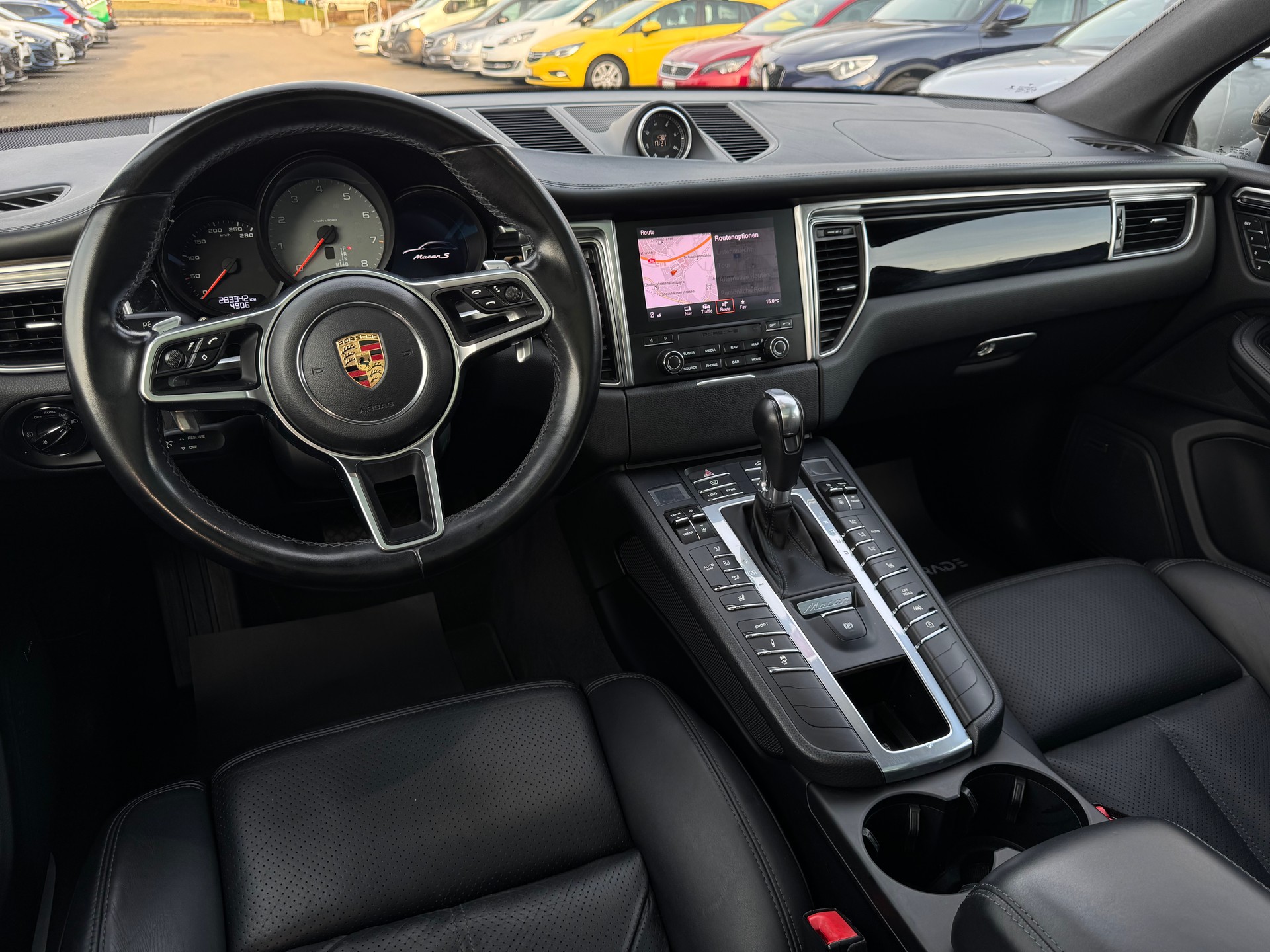 PORSCHE Macan S PDK-image-11