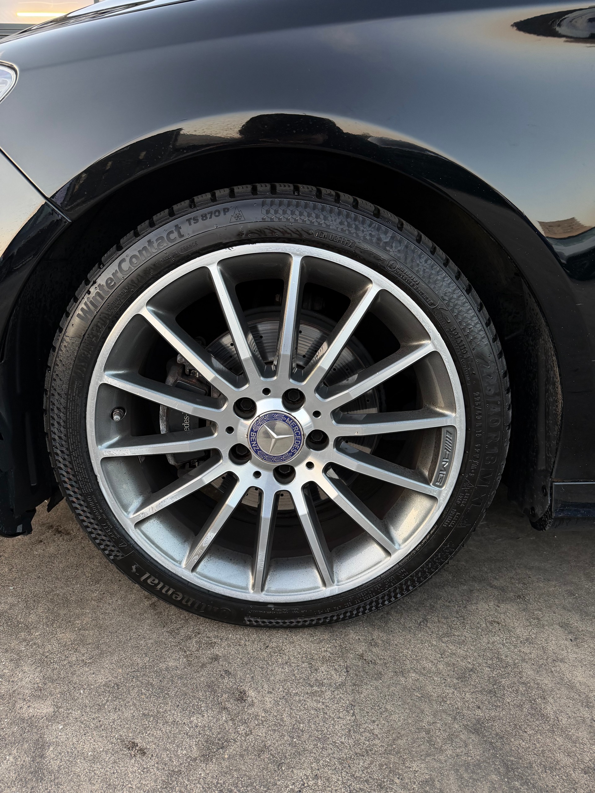 MERCEDES-BENZ CLA Shooting Brake 200 AMG Line 7G-DCT-image-24