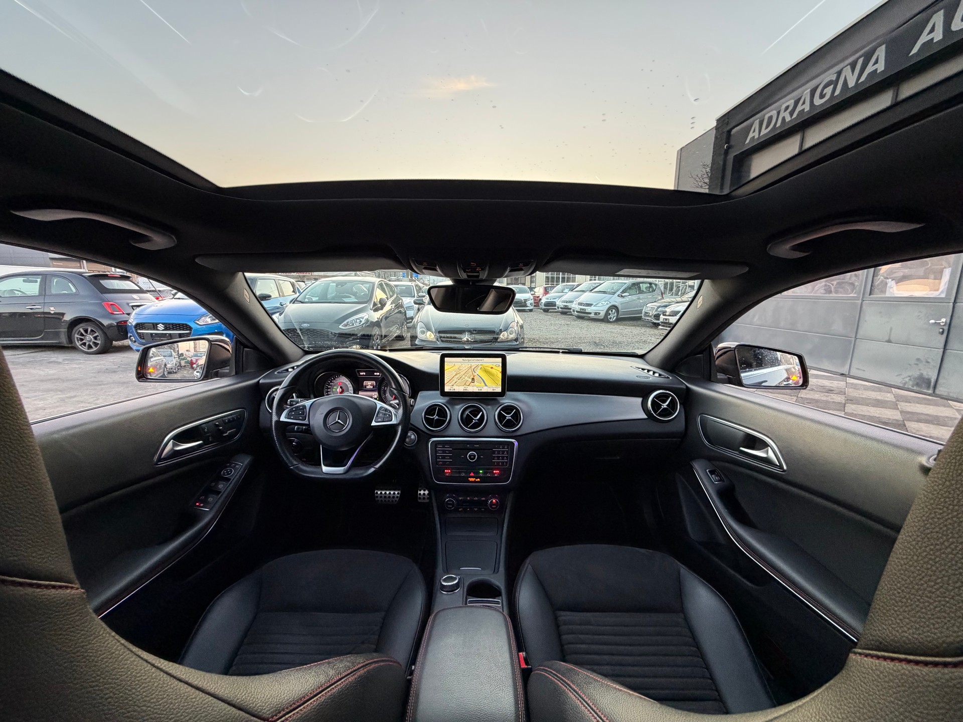 MERCEDES-BENZ CLA Shooting Brake 200 AMG Line 7G-DCT-image-10