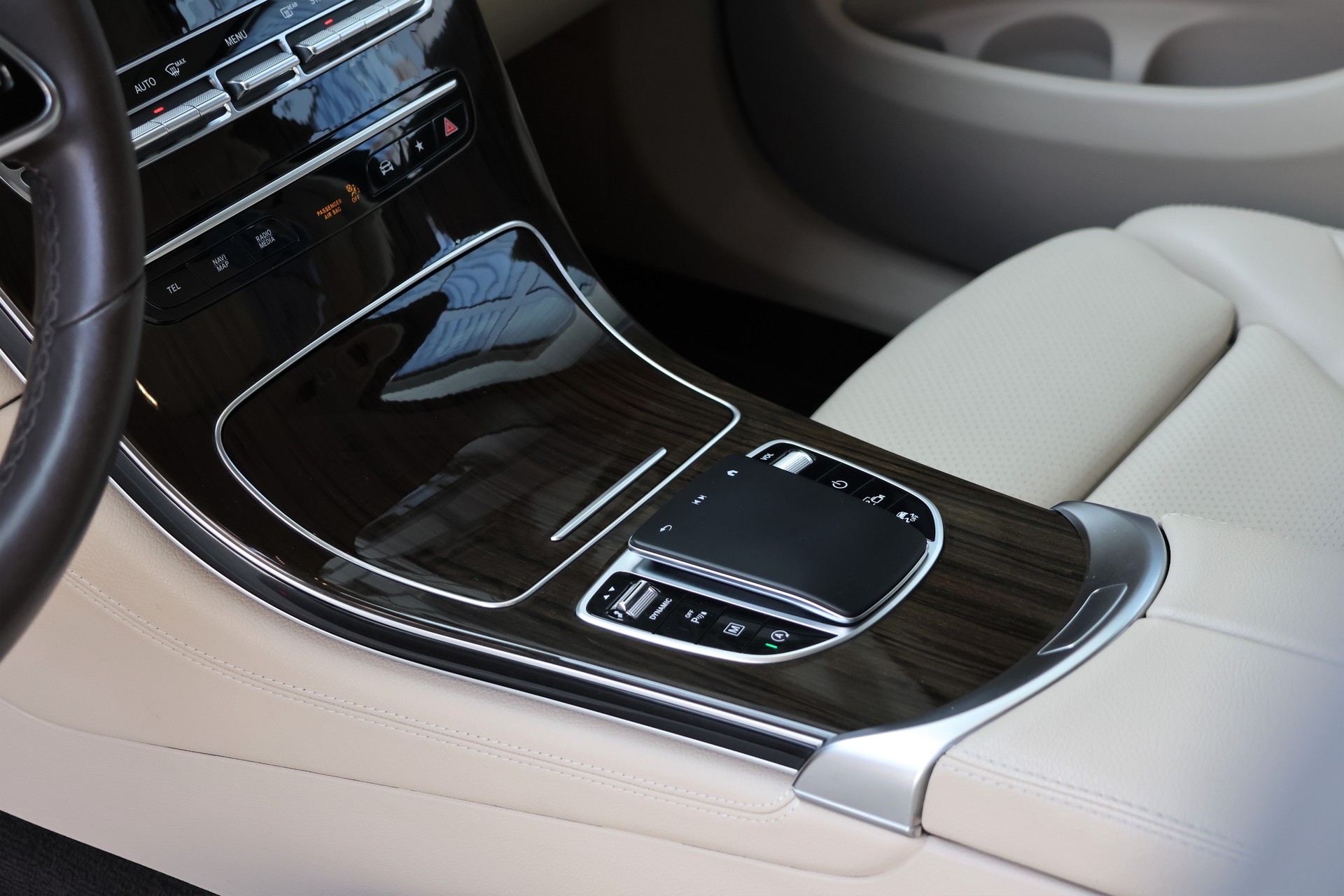 MERCEDES-BENZ GLC 220 d Off-Road 4Matic 9G-Tronic (CH) + 2.5T AHK-image-11