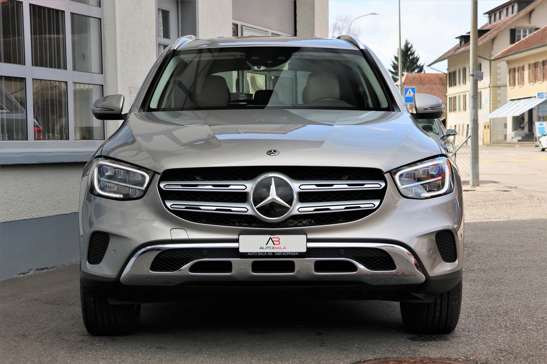 MERCEDES-BENZ GLC 220 d Off-Road 4Matic 9G-Tronic (CH) + 2.5T AHK-image-1