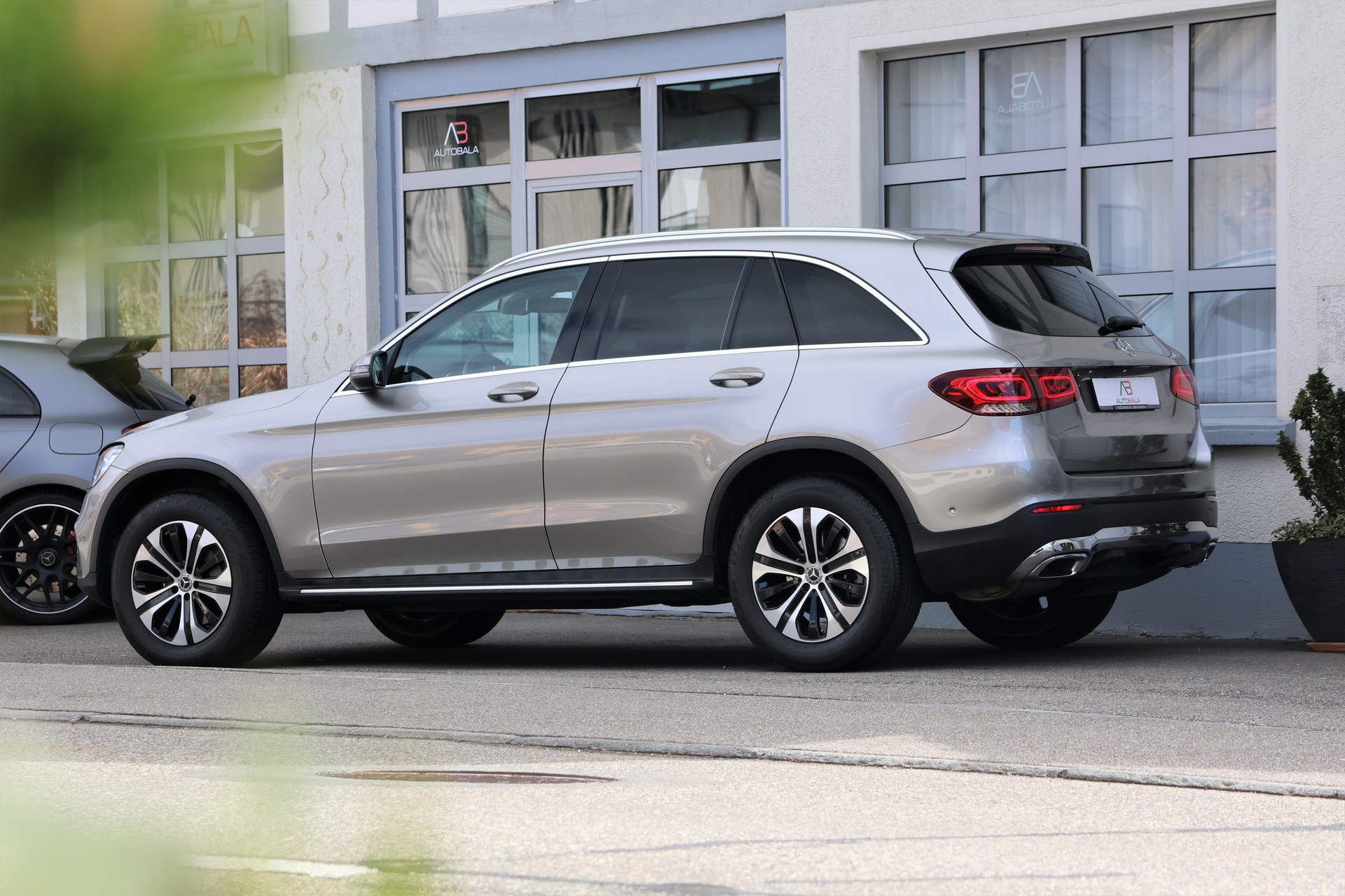 MERCEDES-BENZ GLC 220 d Off-Road 4Matic 9G-Tronic (CH) + 2.5T AHK-image-5
