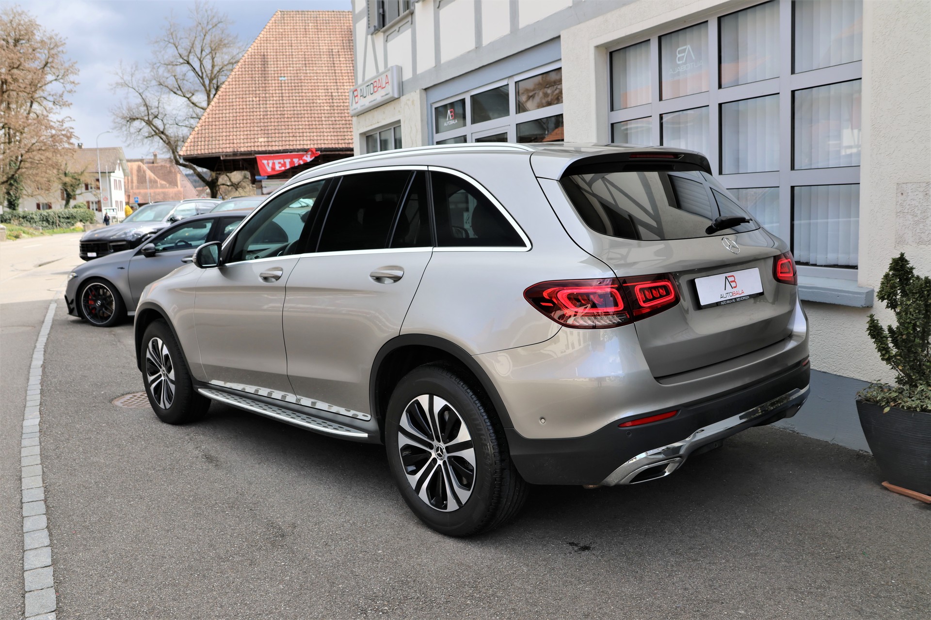 MERCEDES-BENZ GLC 220 d Off-Road 4Matic 9G-Tronic (CH) + 2.5T AHK-image-7
