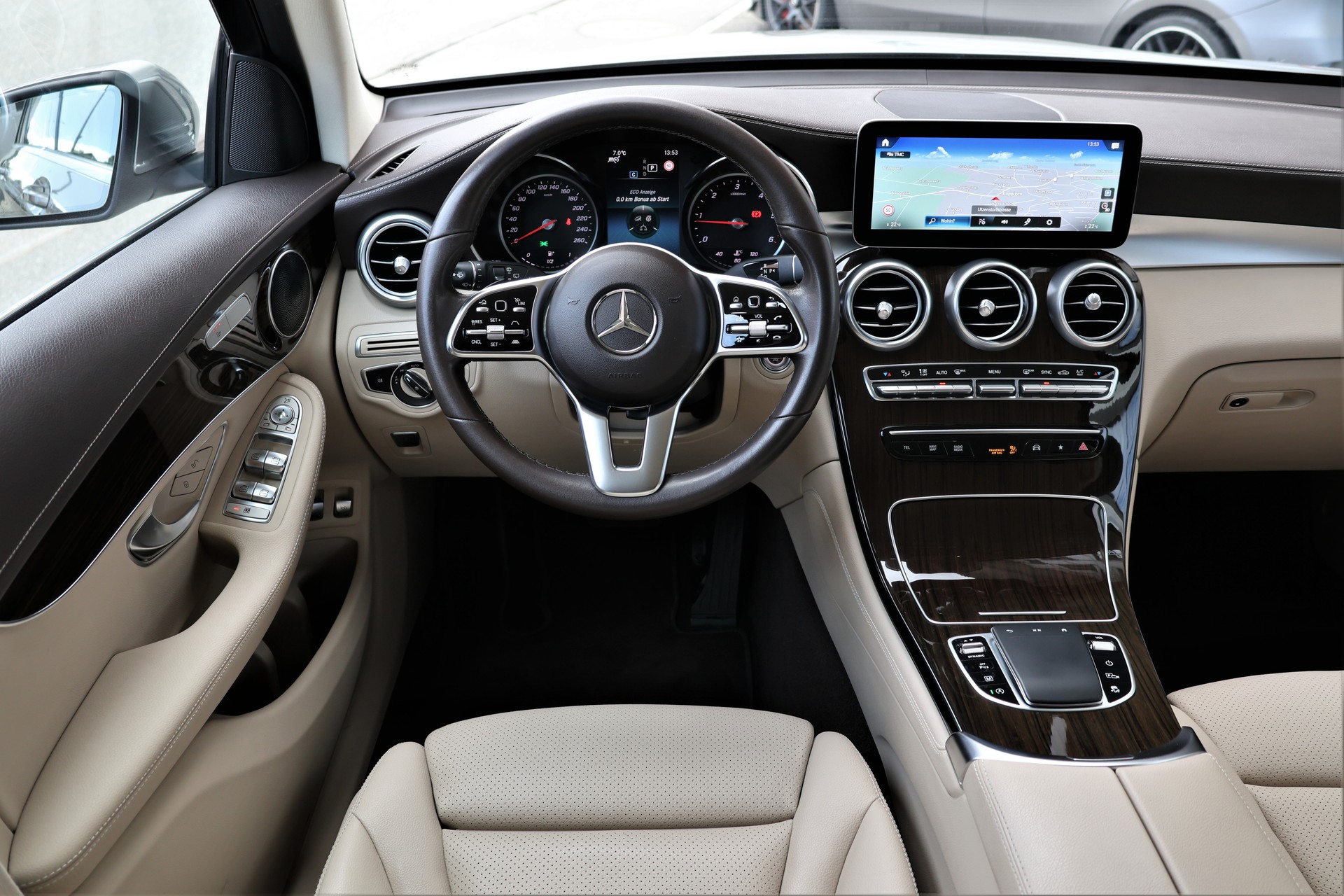 MERCEDES-BENZ GLC 220 d Off-Road 4Matic 9G-Tronic (CH) + 2.5T AHK-image-14