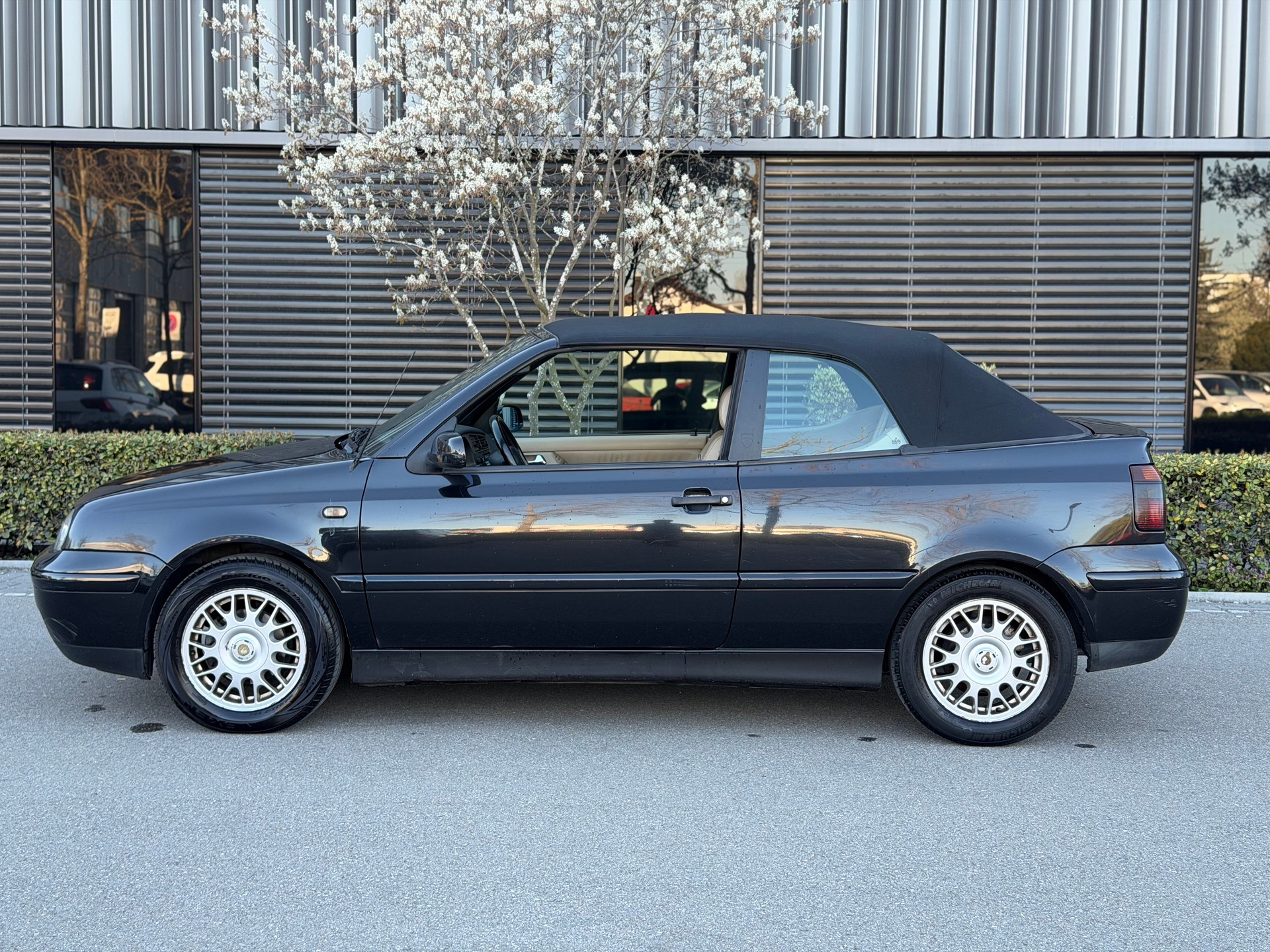 VW Golf Cabriolet 2000 Highline-image-6